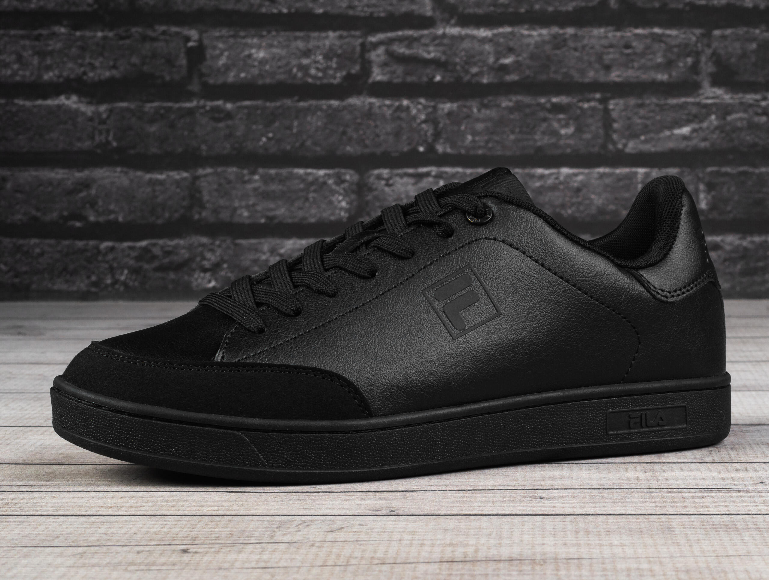 Fila COURTBAY Herren Sneaker Freizeitschuhe Turnschuhe FFM0365 Schwarz 4/7