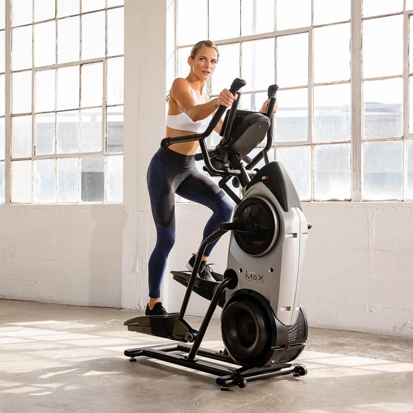 Eliptický trenažér M6 – 16 úrovní odporu, Bluetooth, HIIT trénink 4/7