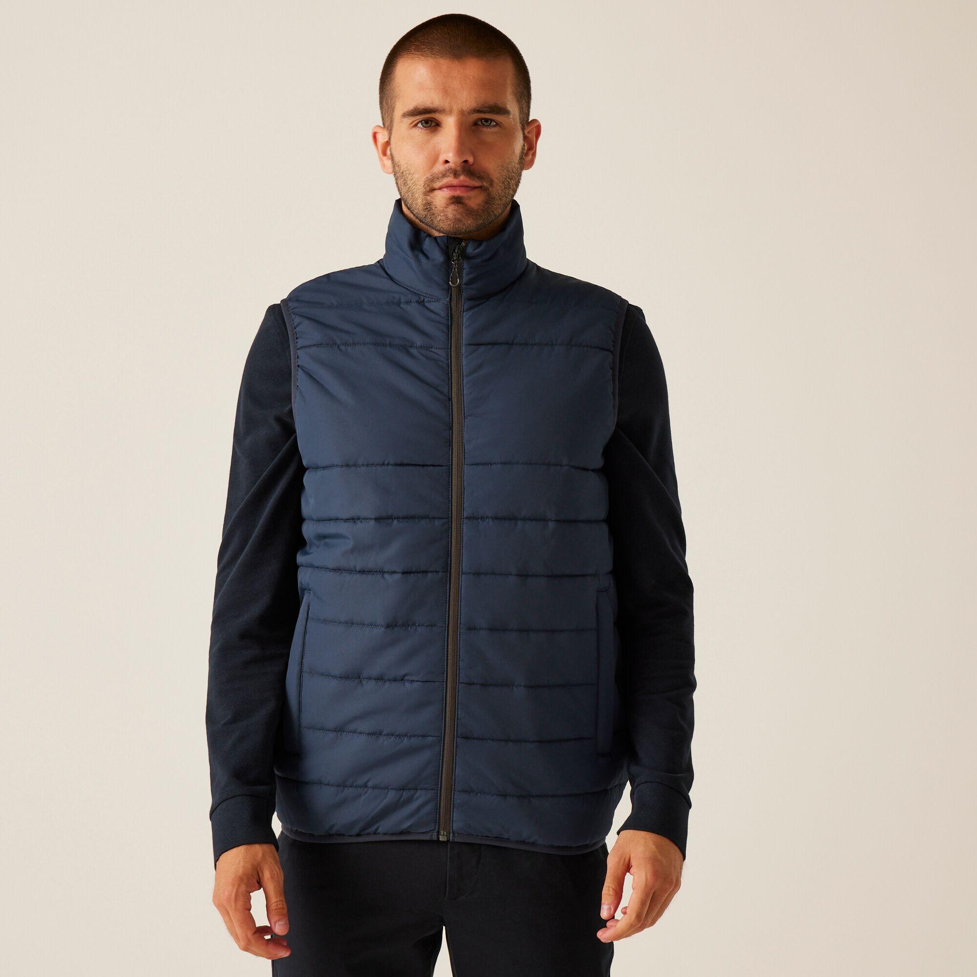 bleu navy / bleu marine. / bleu marine