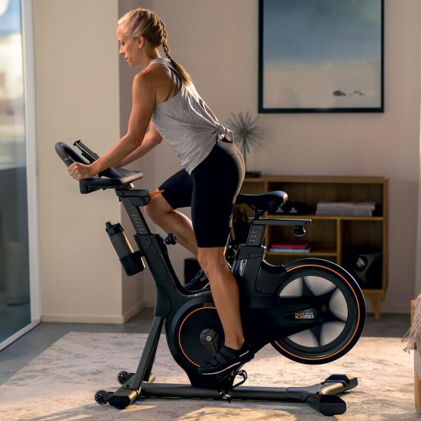 SEGUNDA VIDA - ICR50 Bicicleta profissional ciclo indoor - Matrix Fitness
