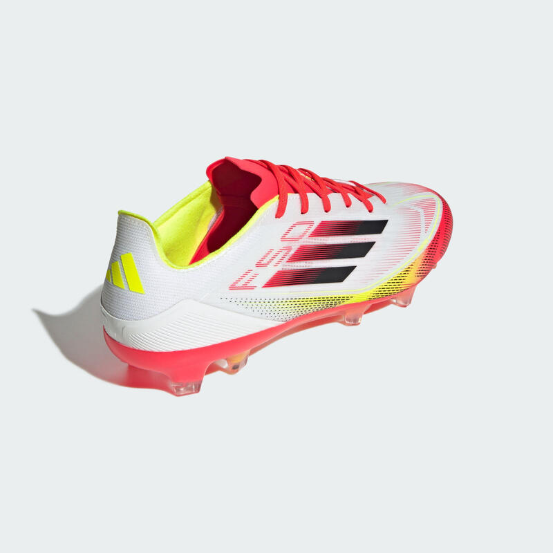 Ghete pentru teren dur F50 Pro
