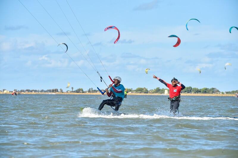 DECATHLON TRAVEL picture