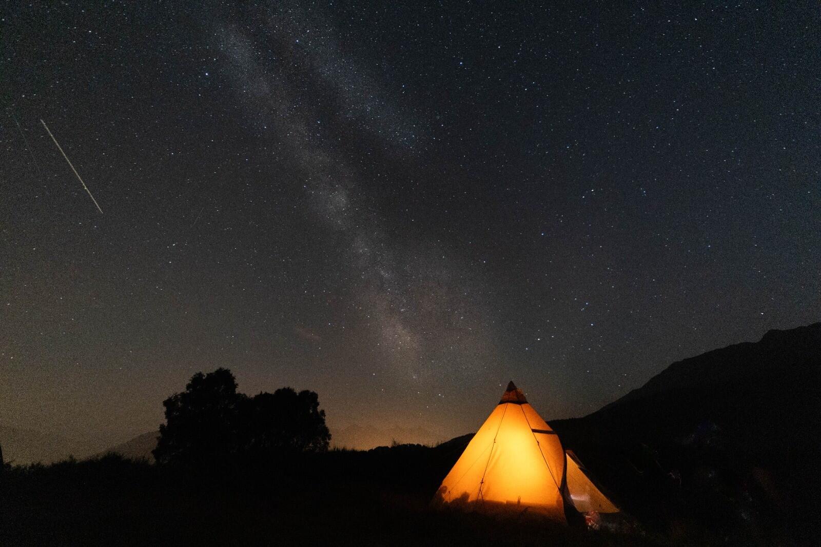 DECATHLON TRAVEL picture