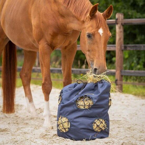 Sac à foin pour cheval QHP Multi 2/3