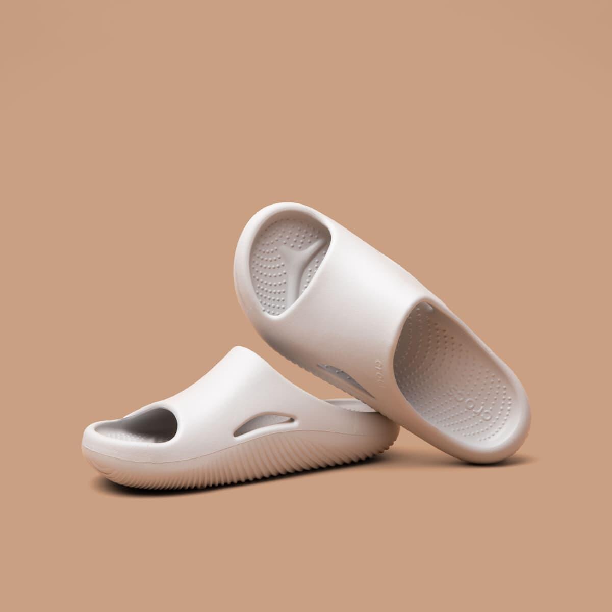 208392-1ft Unisex Poolside Slip On Sliders 4/6
