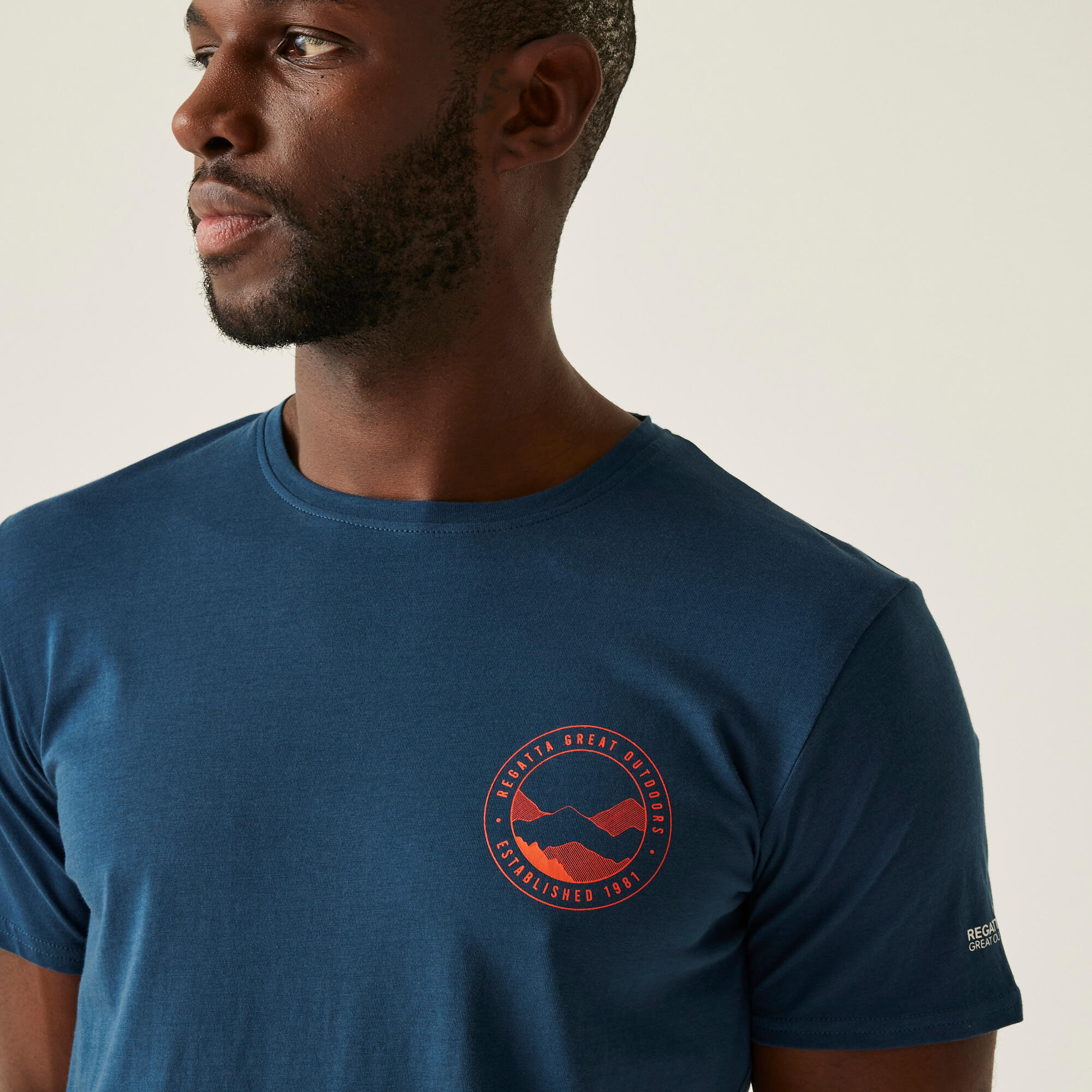 Camiseta hombre gráfica Regatta Breezed V 4/6