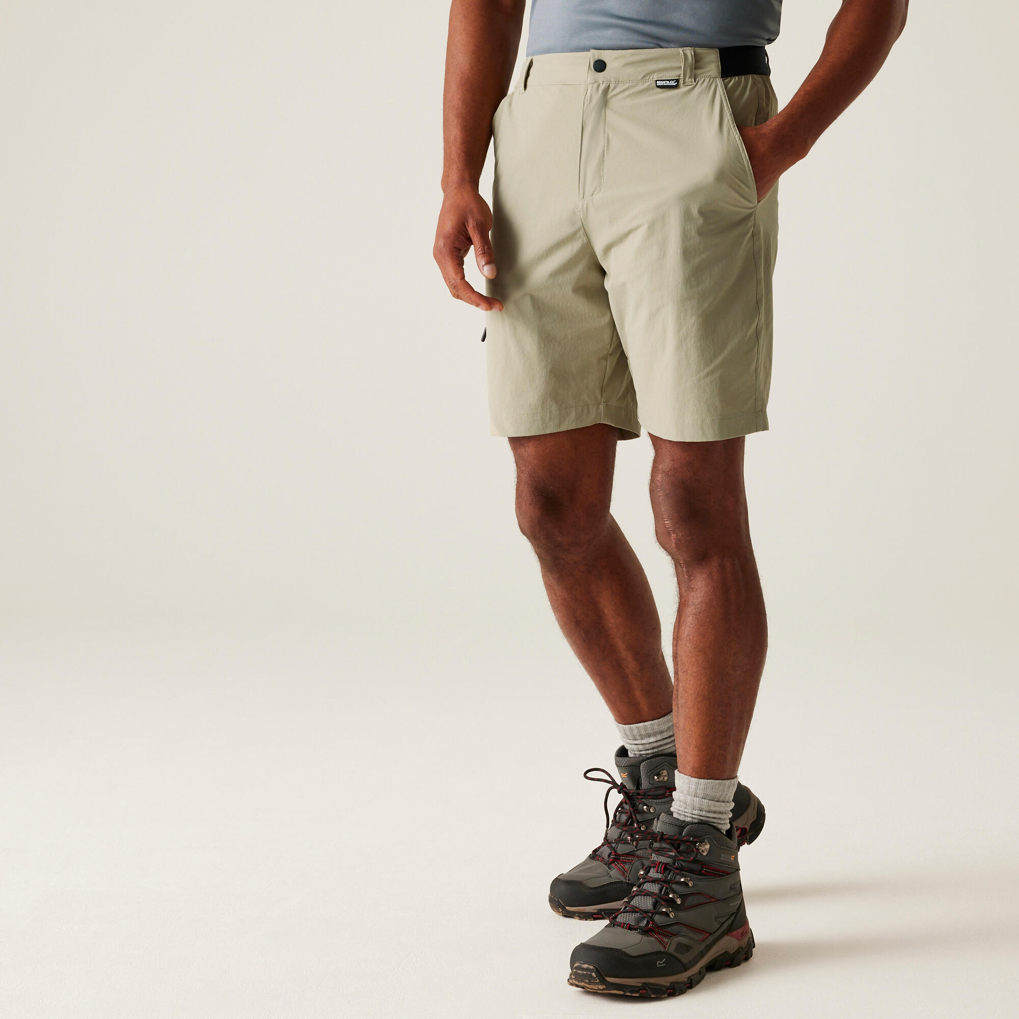 REGATTA Men's Travel Light Packaway Shorts