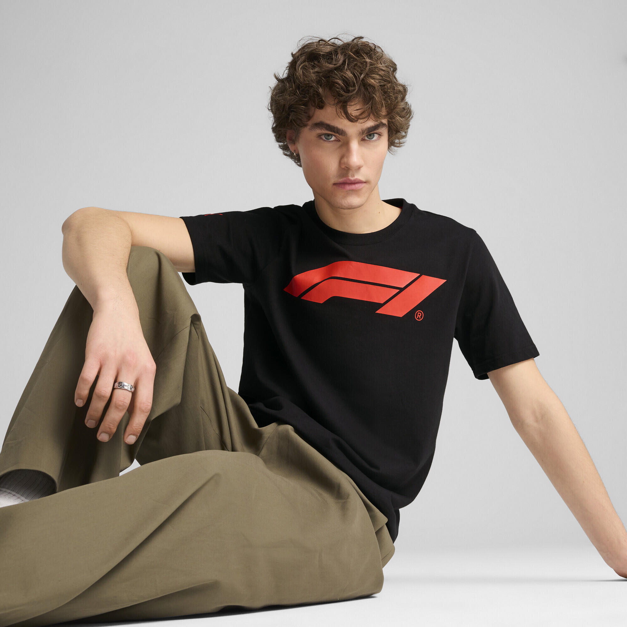 F1® Essentials Logo T-Shirt Herren PUMA 2/7