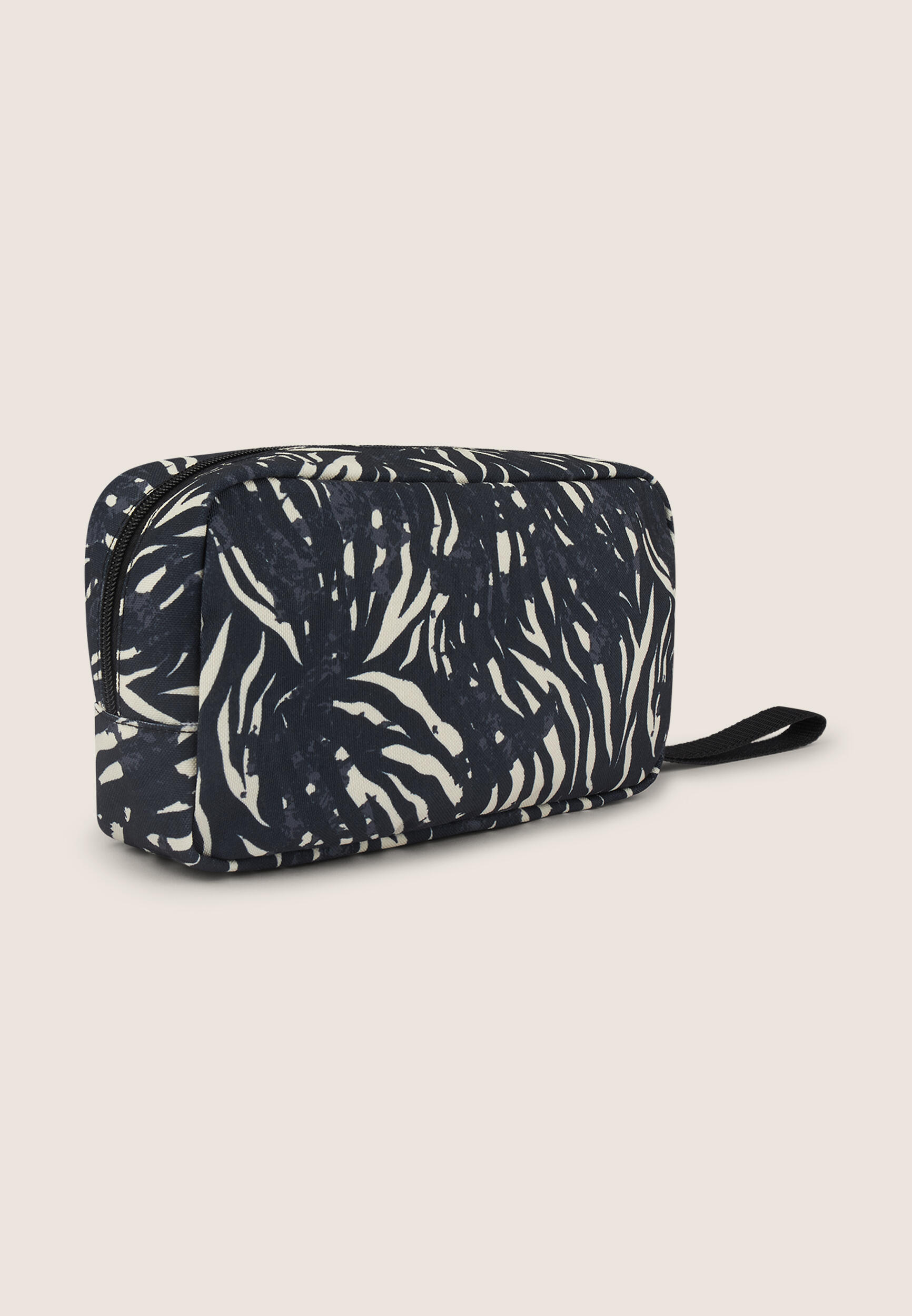 Neceser de animal print con correa 3/3