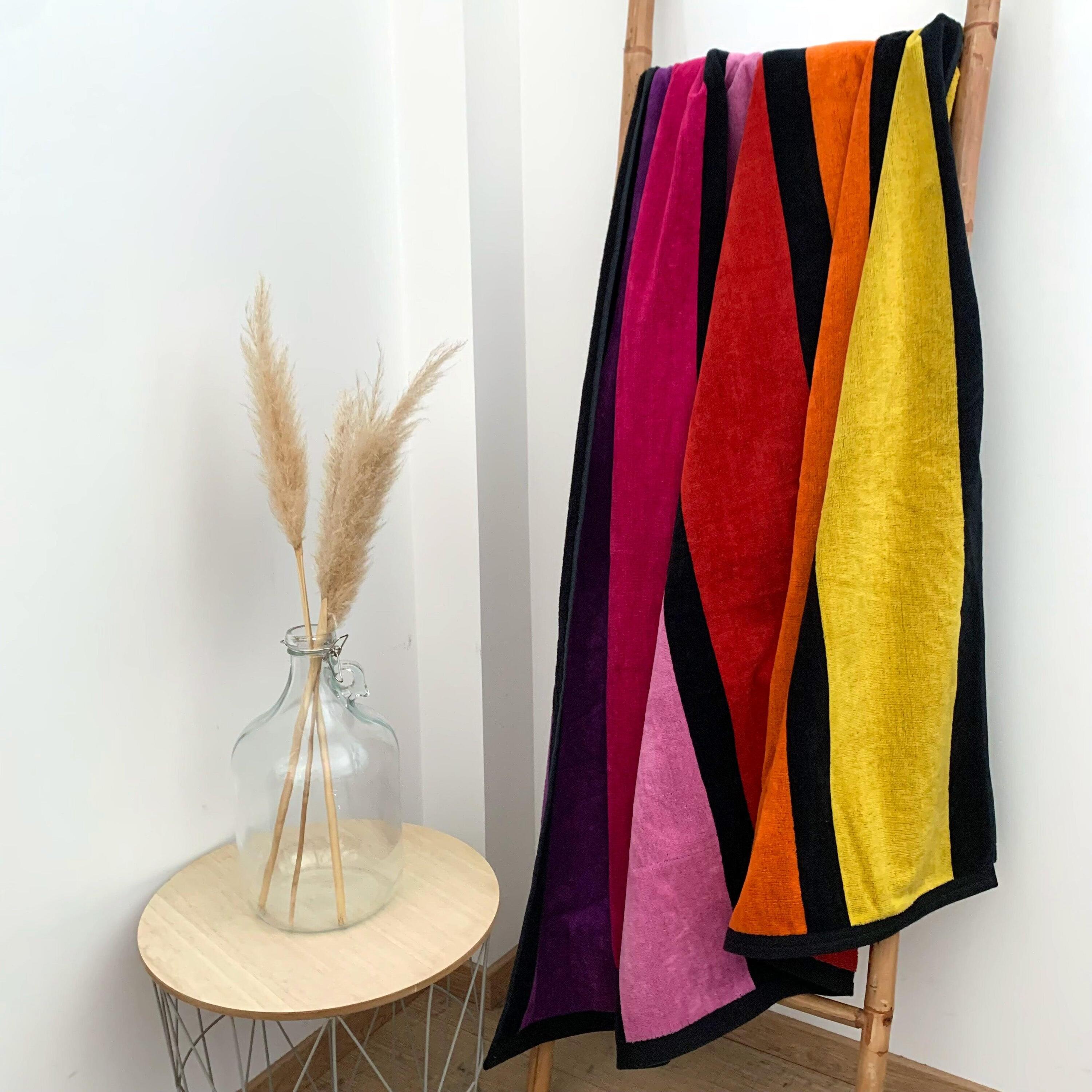 Serviette de plage éponge velours Jacquard - Happy Chic - 100x175cm - 470g/m² 2/4