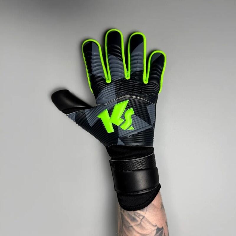 KEEPERSPORT Varan8 Pro NC Demon Torwarthandschuhe, 4mm Profi-Latex. 6/7