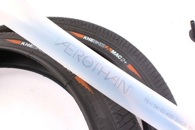 BMX Neumáticos 2x MAC2+ alambre negro + 2x Schwalbe Aerothan cámara de aire 3/4