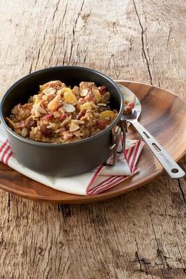Gevriesdroogde voeding trek'n eat muesli compleet gevriesdroogd met fruit