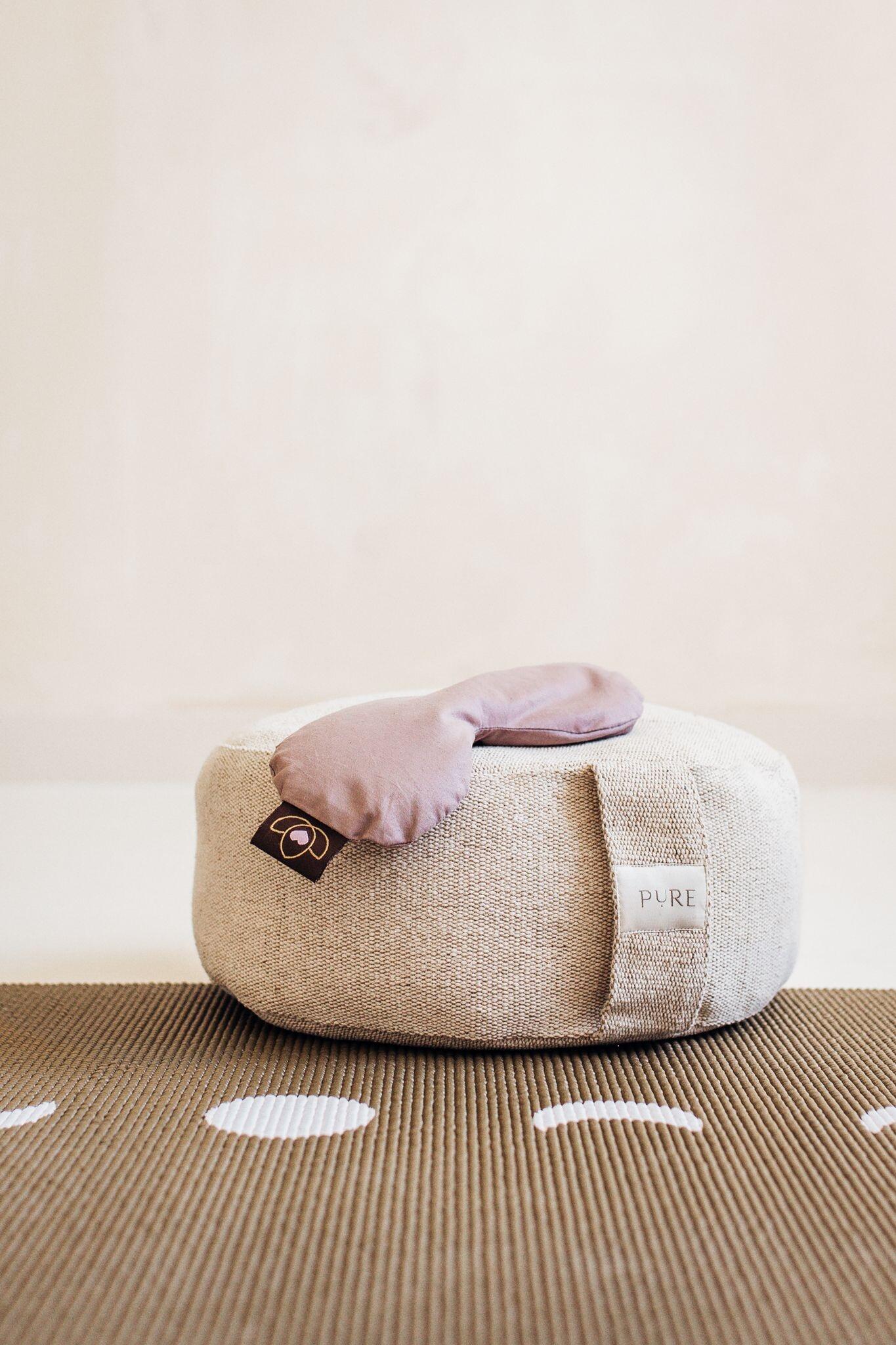 Lotus Oogkussen lavendel gevormd taupe eco 3/5