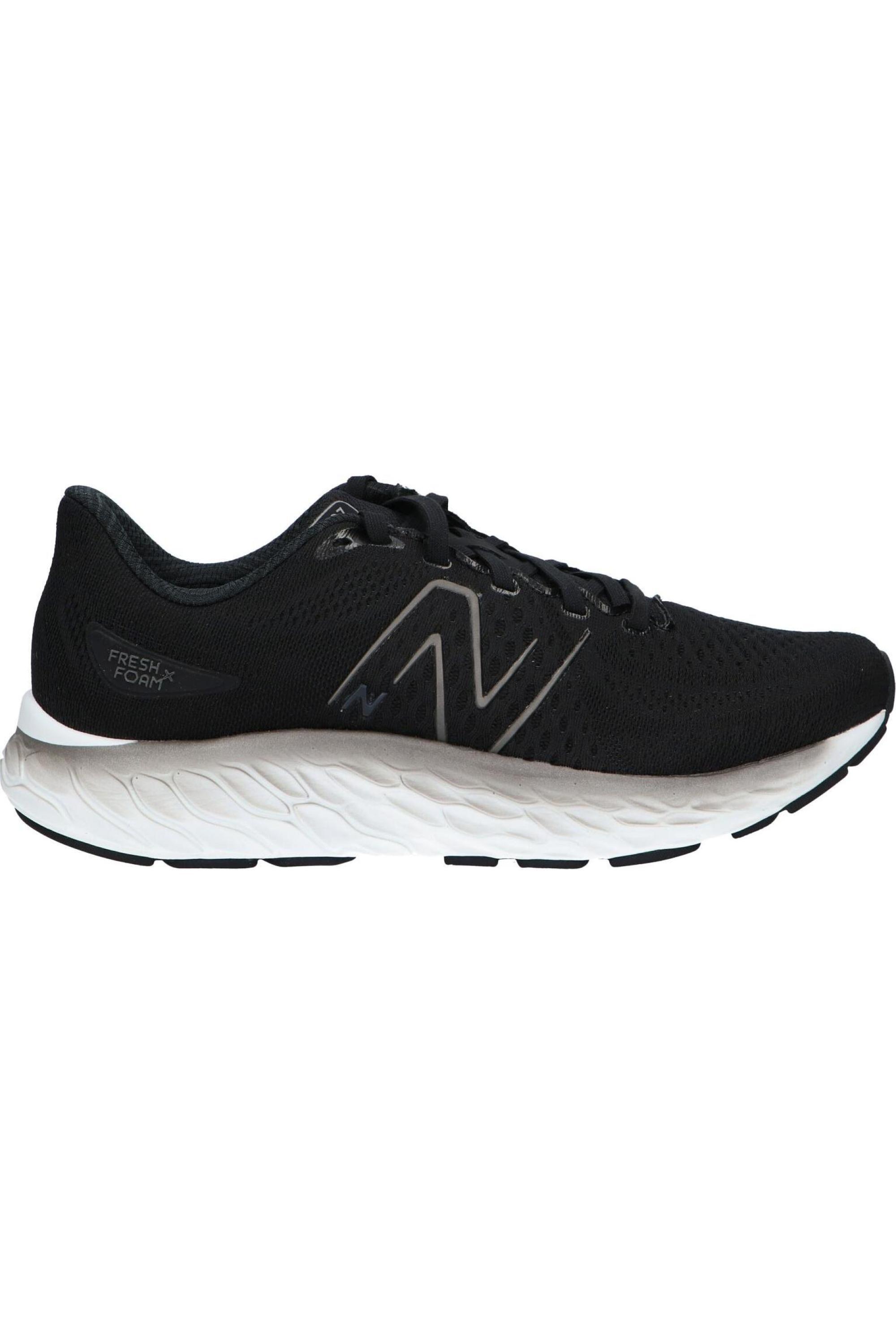 NEW BALANCE picture