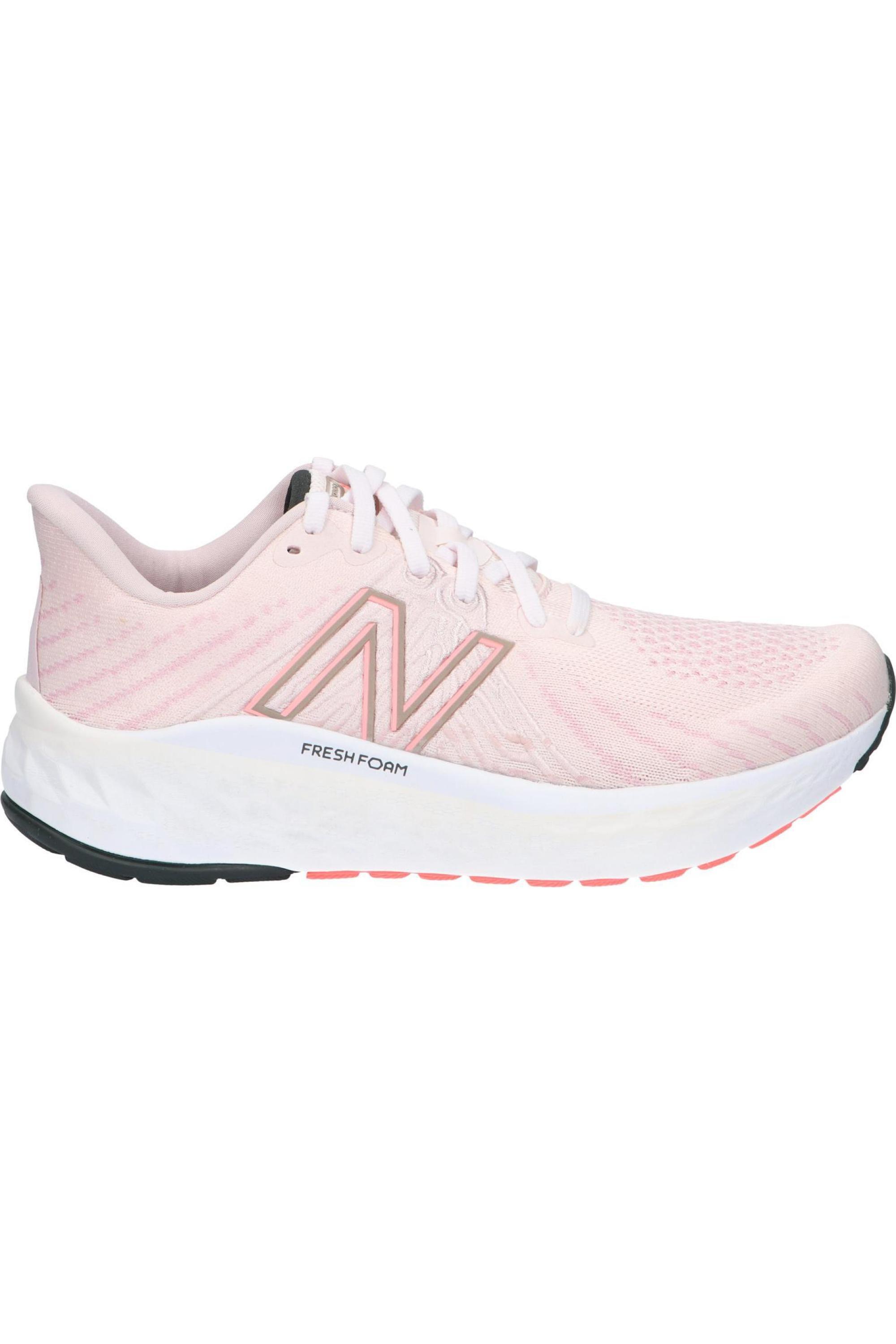 NEW BALANCE picture