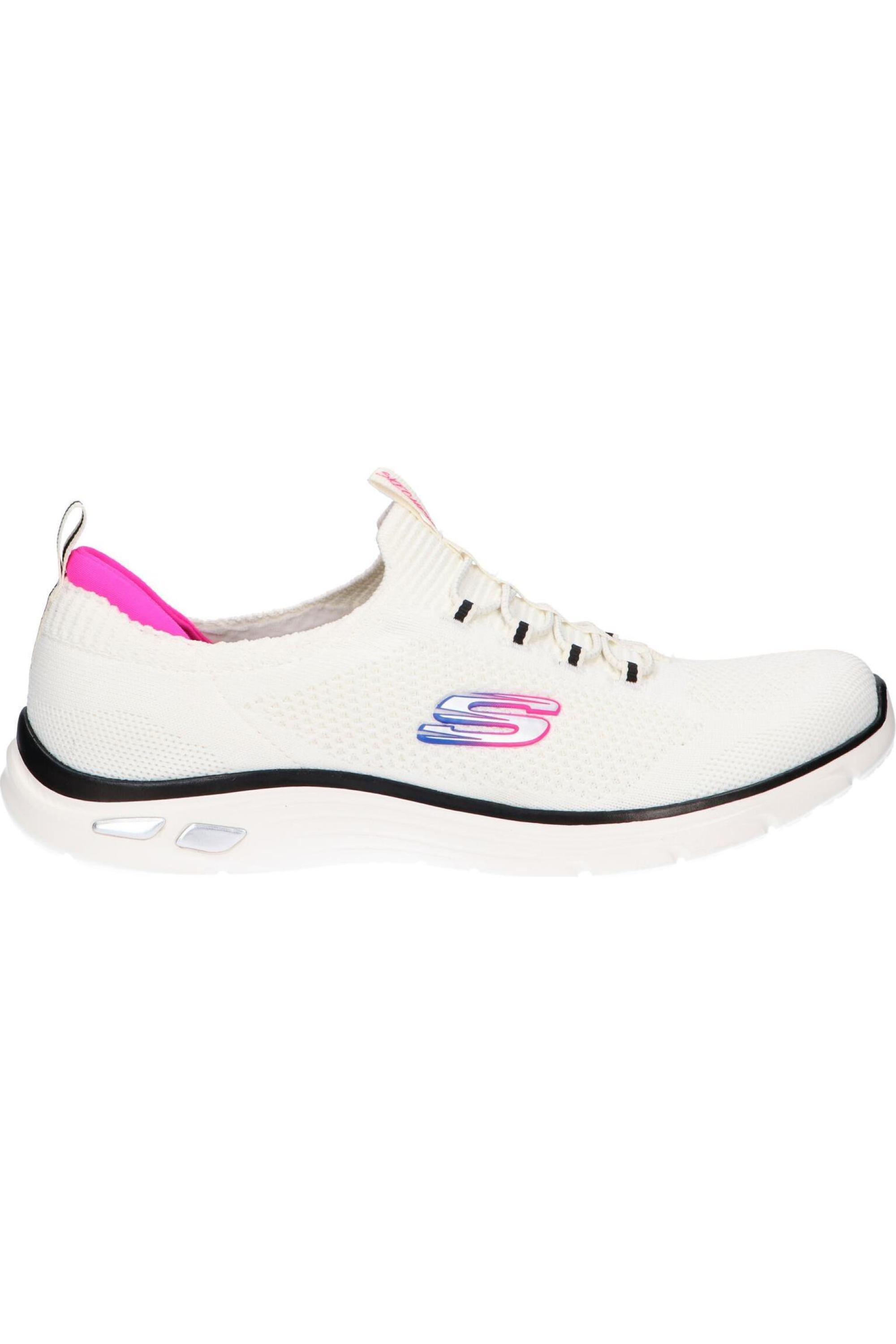 SKECHERS picture