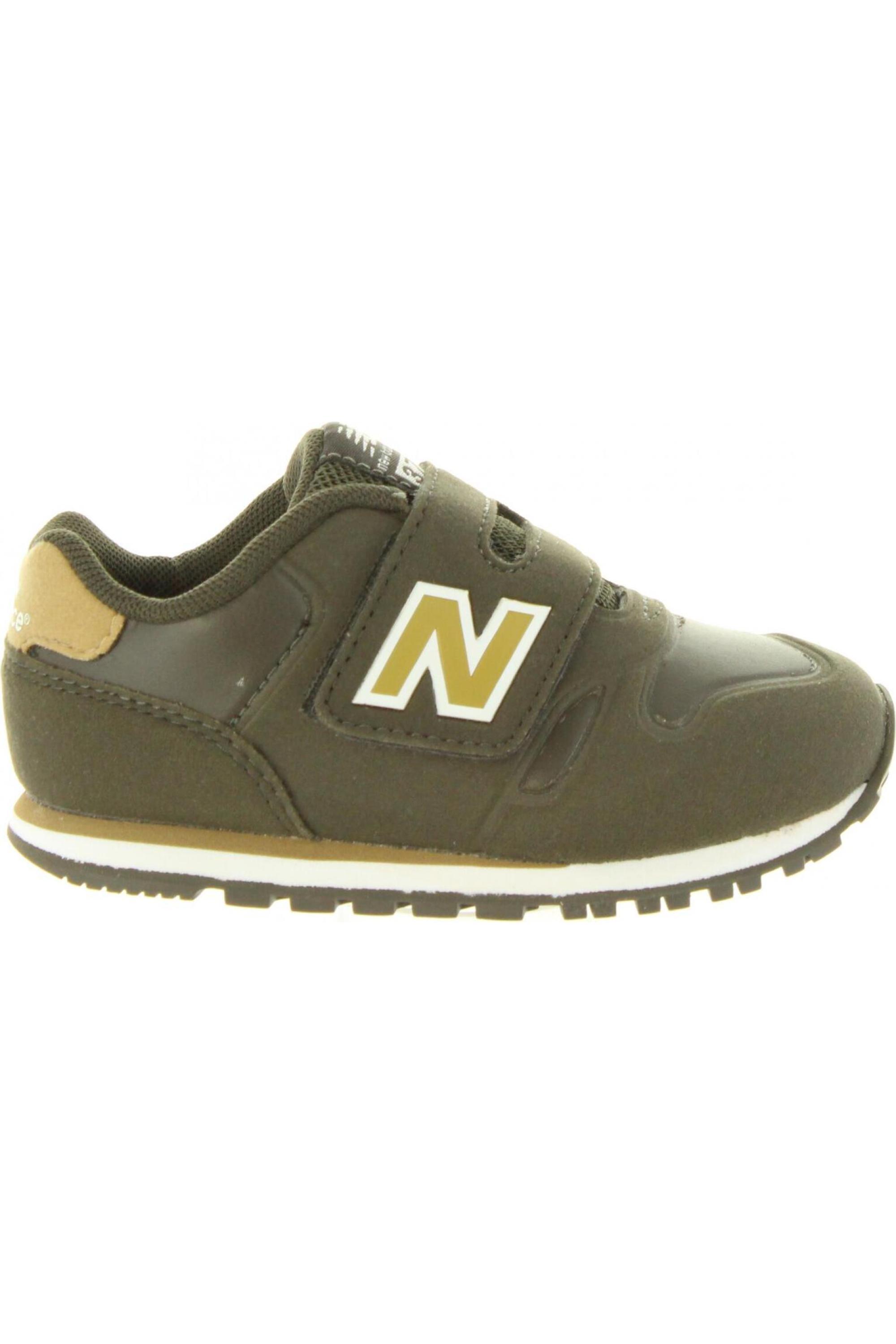 NEW BALANCE picture