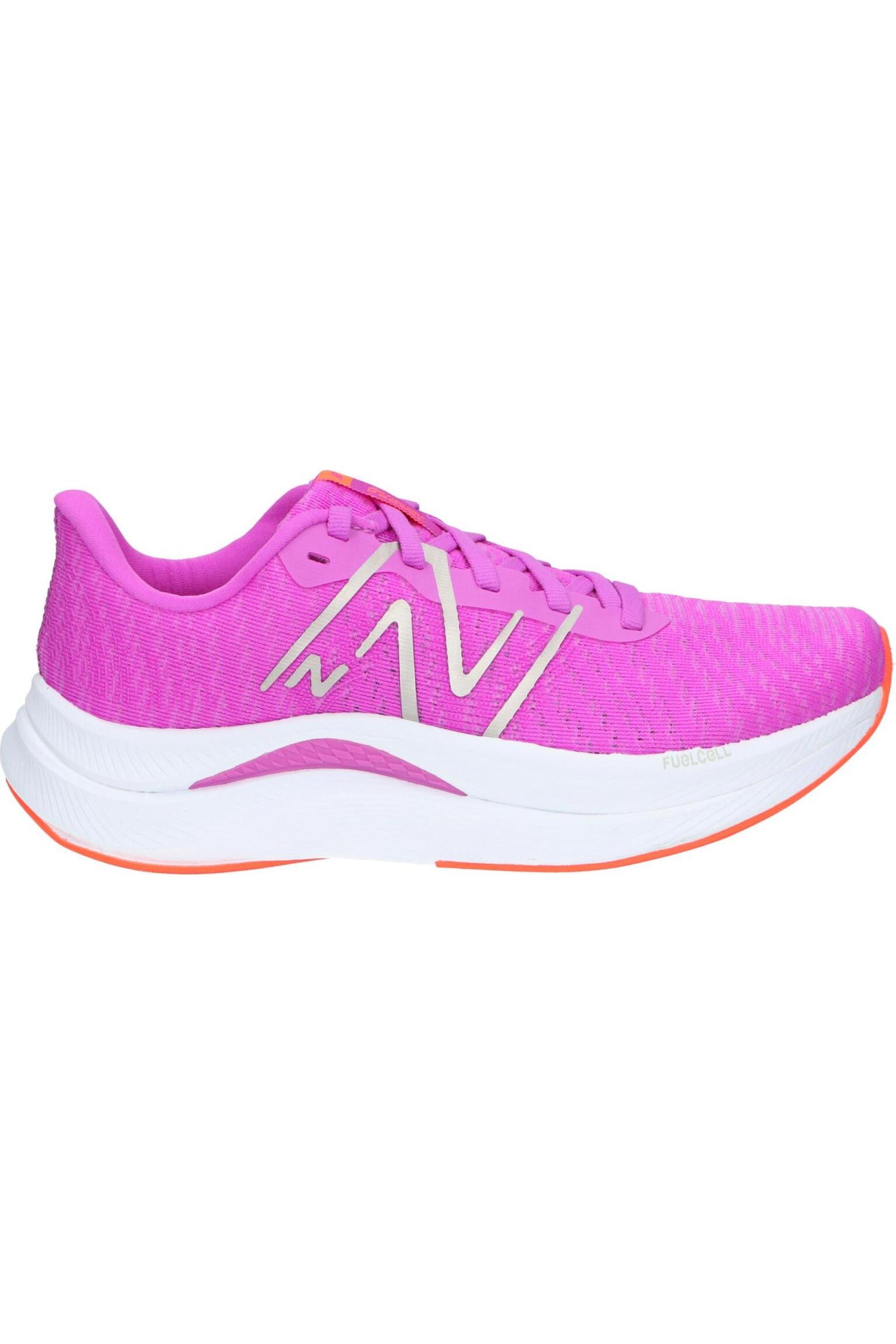 NEW BALANCE picture