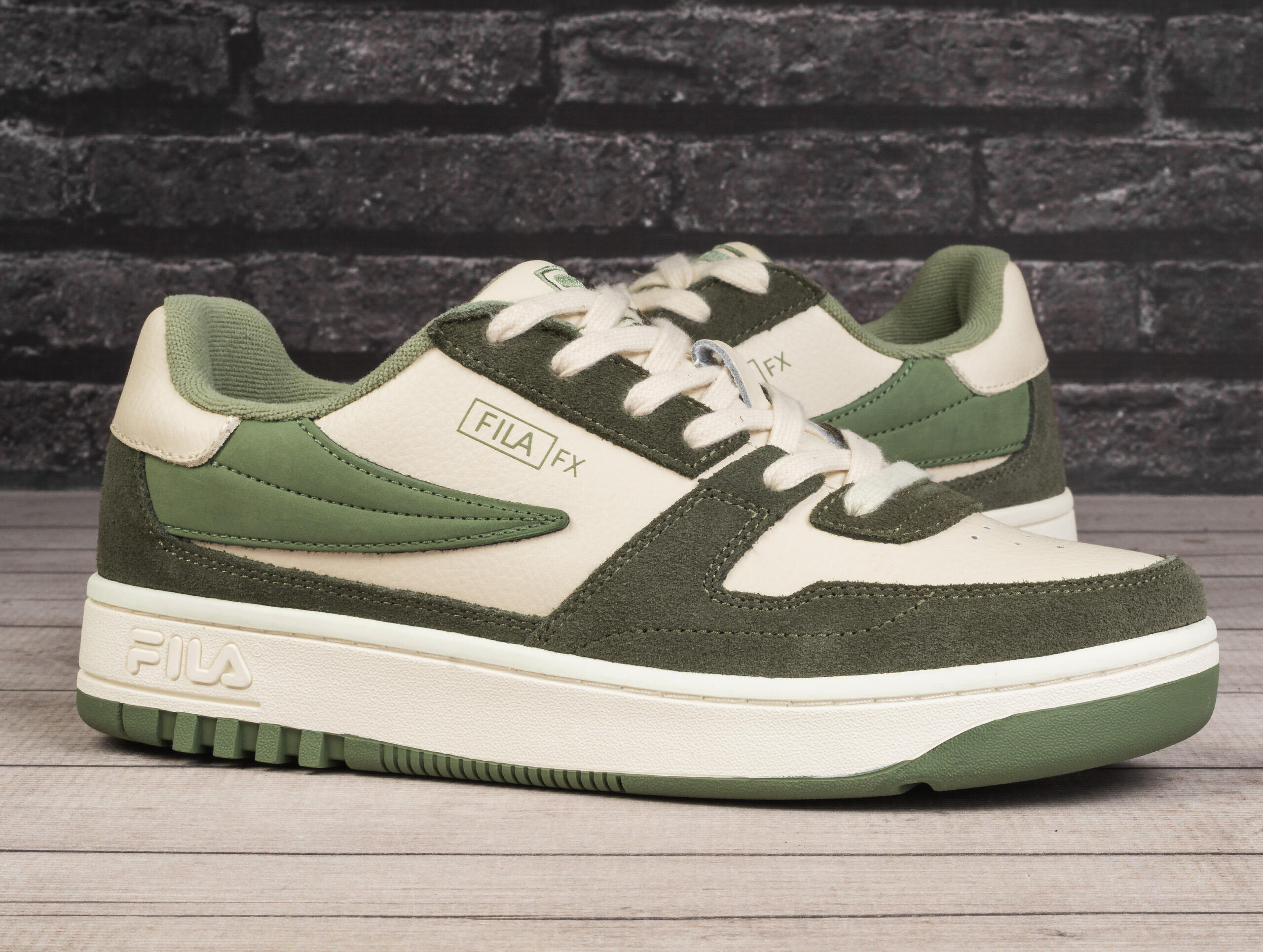 Buty męskie sportowe do chodzenia Fila FXVENTUNO WTR 3/7