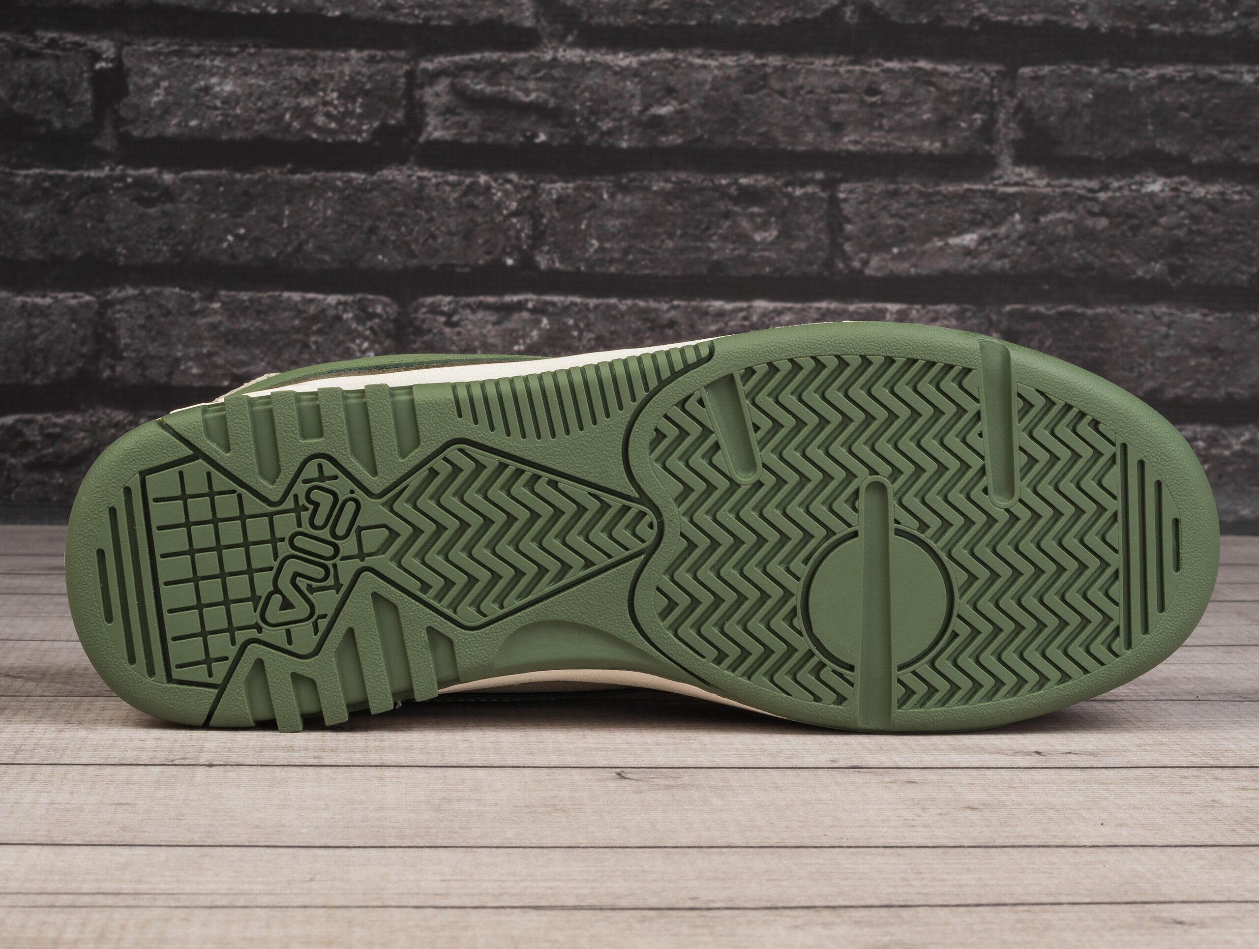 Buty męskie sportowe do chodzenia Fila FXVENTUNO WTR 6/7