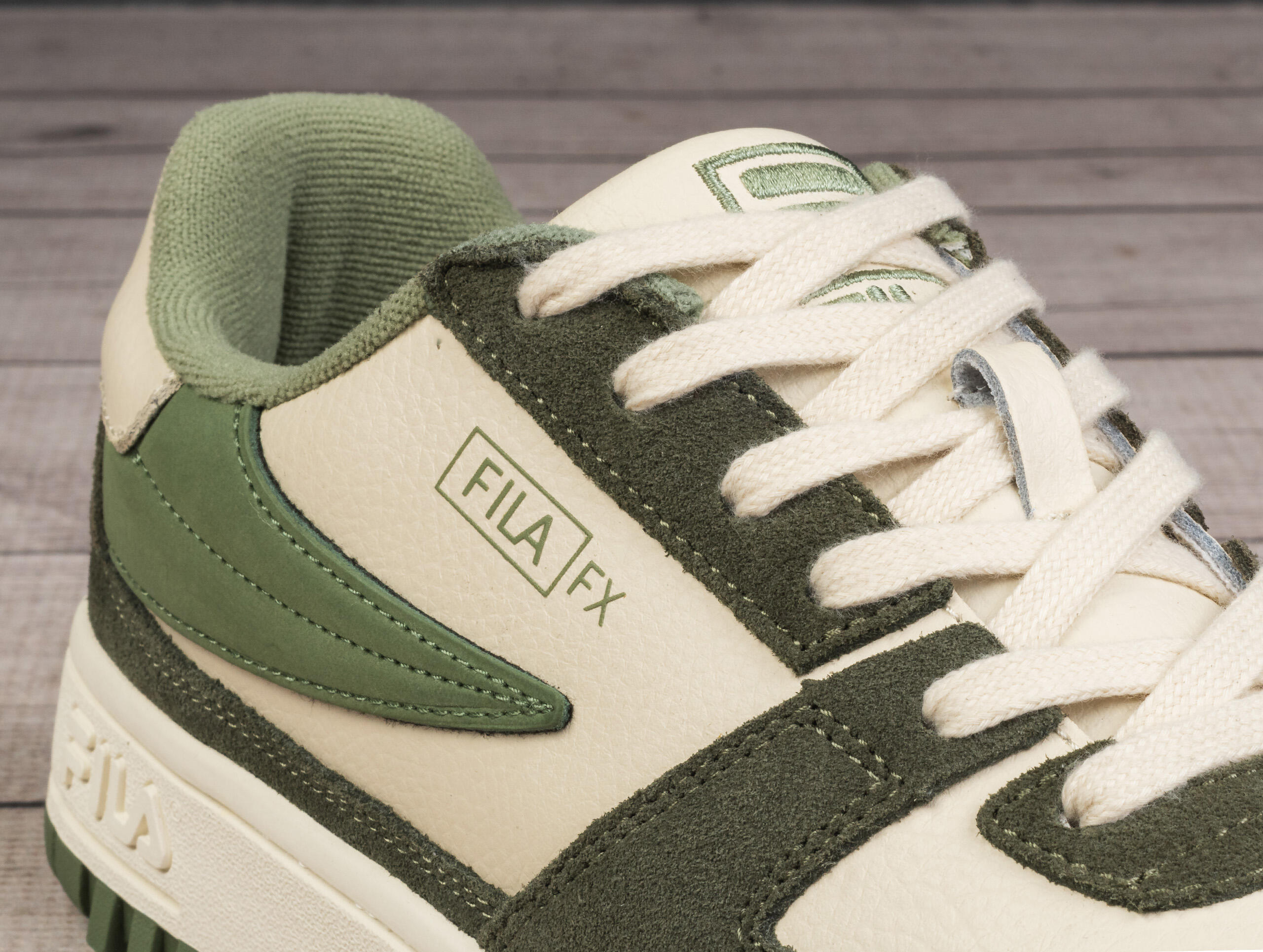 Buty męskie sportowe do chodzenia Fila FXVENTUNO WTR 7/7