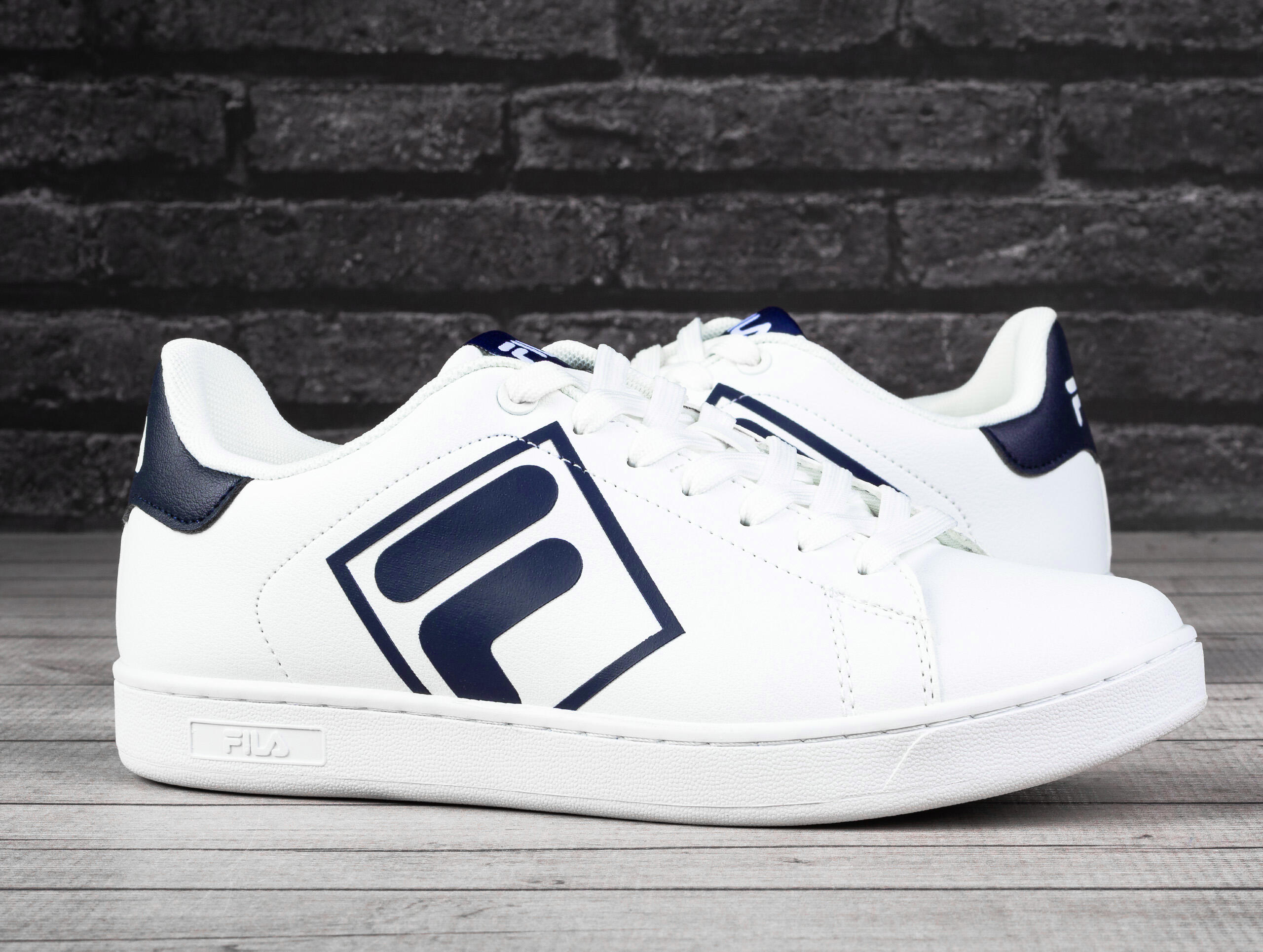 Buty męskie trampki sportowe Fila COURTBAY LOGO 3/7