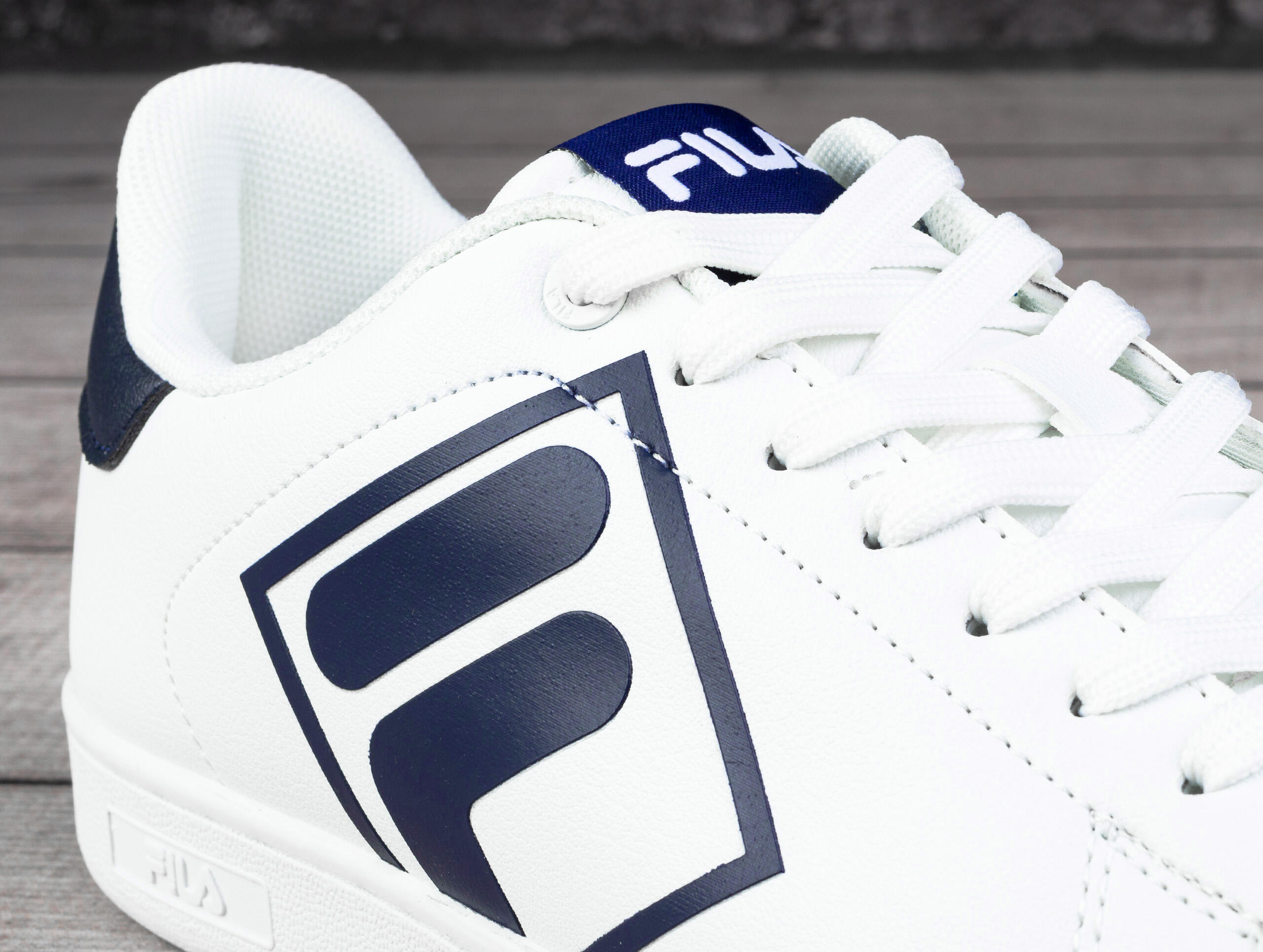 Buty męskie trampki sportowe Fila COURTBAY LOGO 7/7
