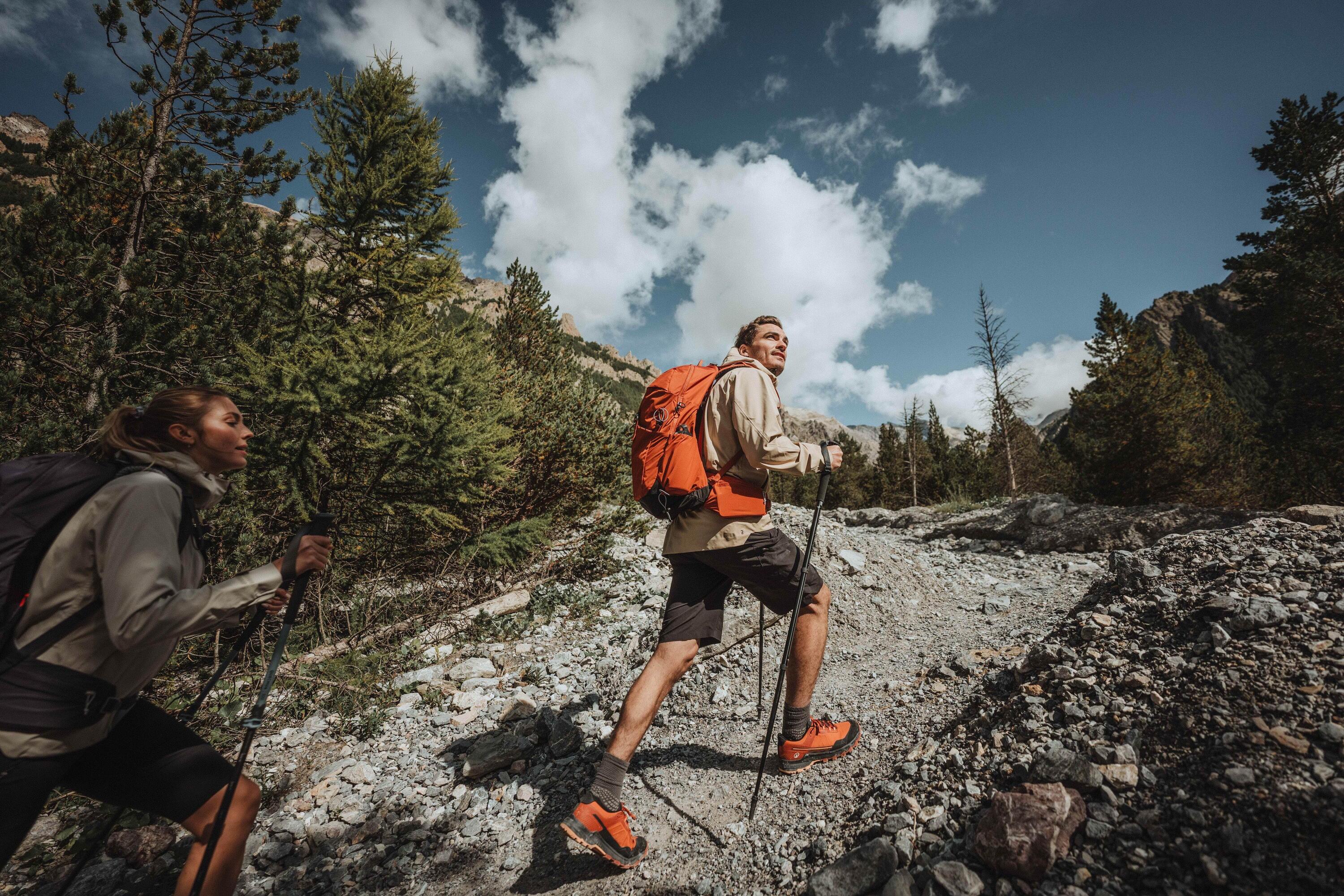 DECATHLON TRAVEL De Tour du Mont Blanc in een tent