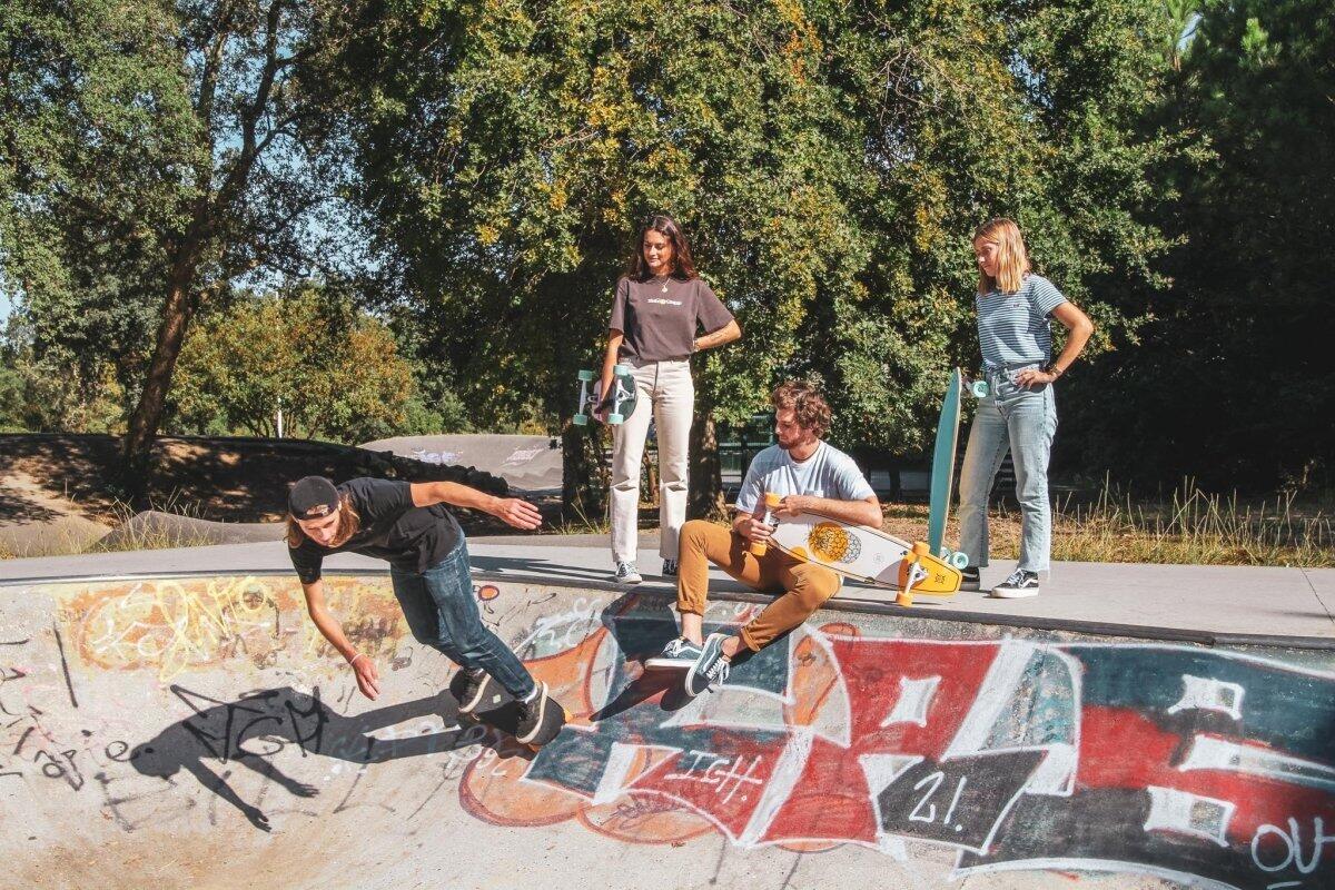 Tropical 35 - Skateboard Chill 5/6