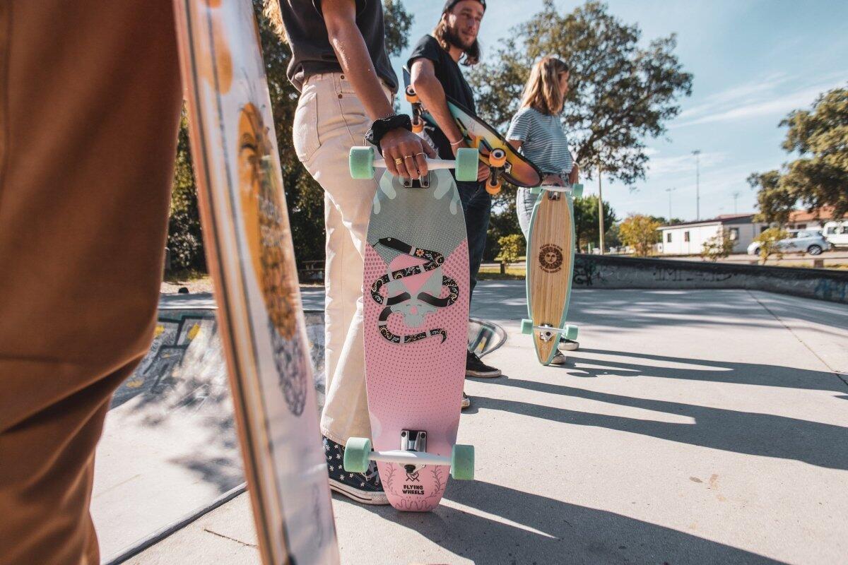 Snakull 32 - Skate Chill 4/6