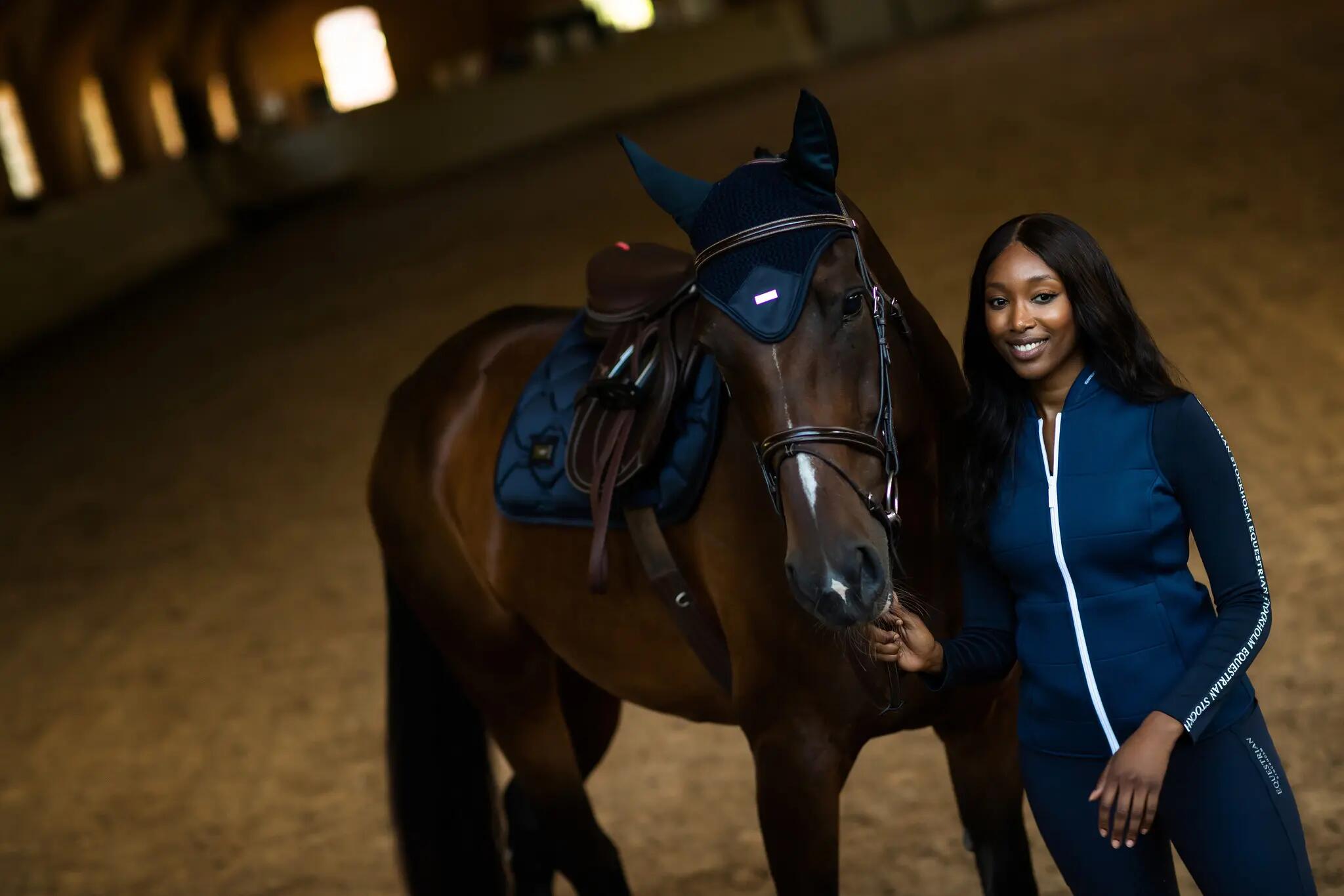Tapis de selle Classic Modern Tech Navy - Equestrian Stockholm 2/3