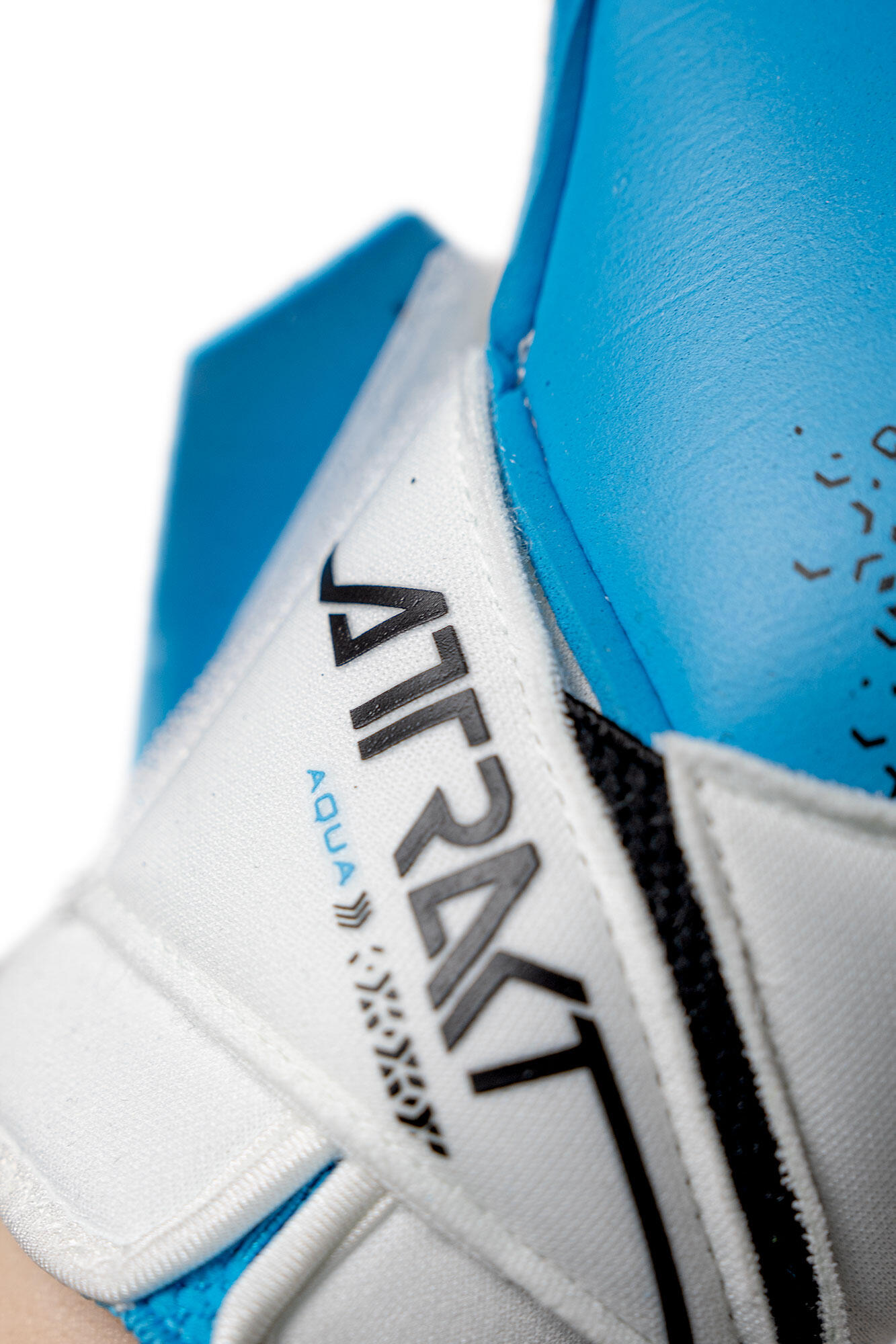 REUSCH Torwarthandschuhe Attrakt Aqua Evolution 5/15