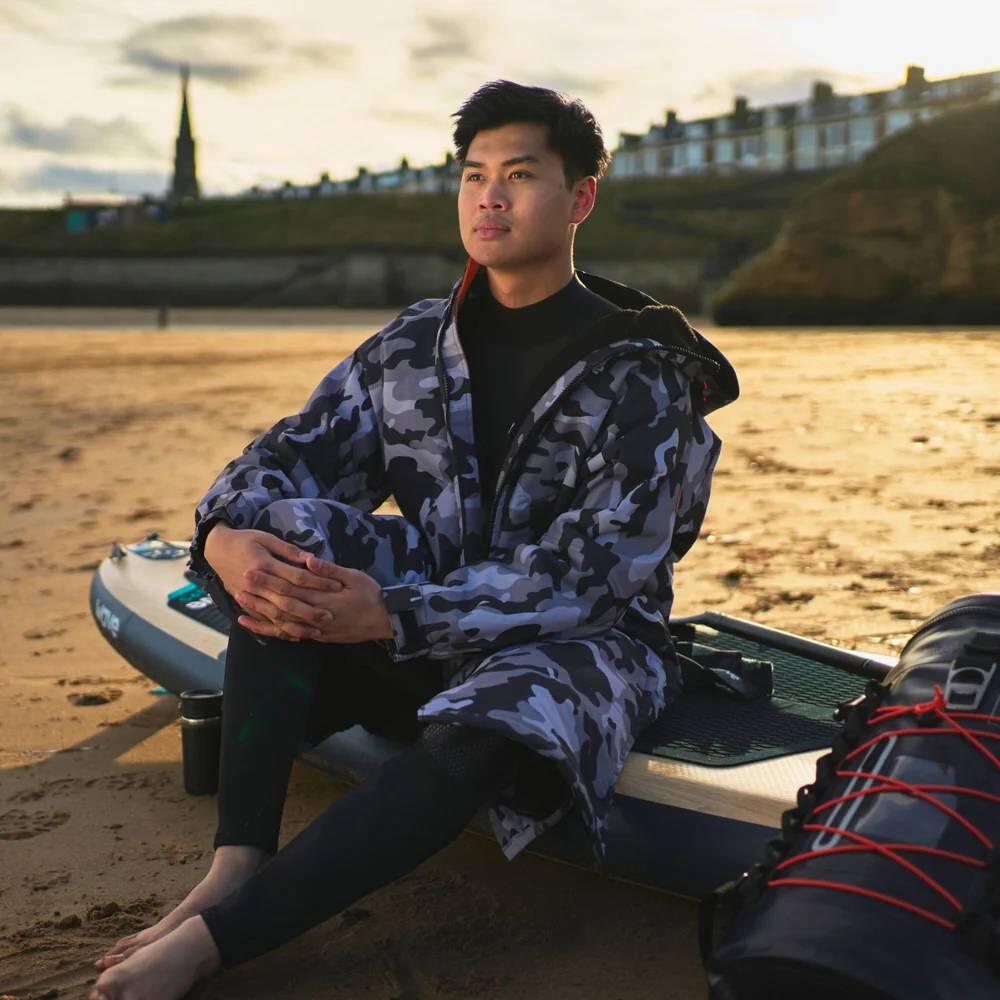 Fleece-Lined Changing Robe | Unisex 2/7