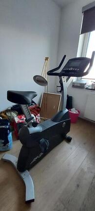 Entre Particuliers - Vélo d'appartement "life fitness
