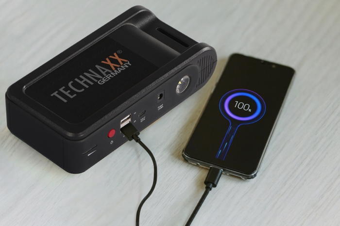 Technaxx Jump Starter & Powerbank TX-218 6/7