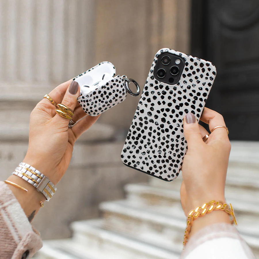 Burga - Bolsa para Airpods 5/4 (almond latte) 6/7