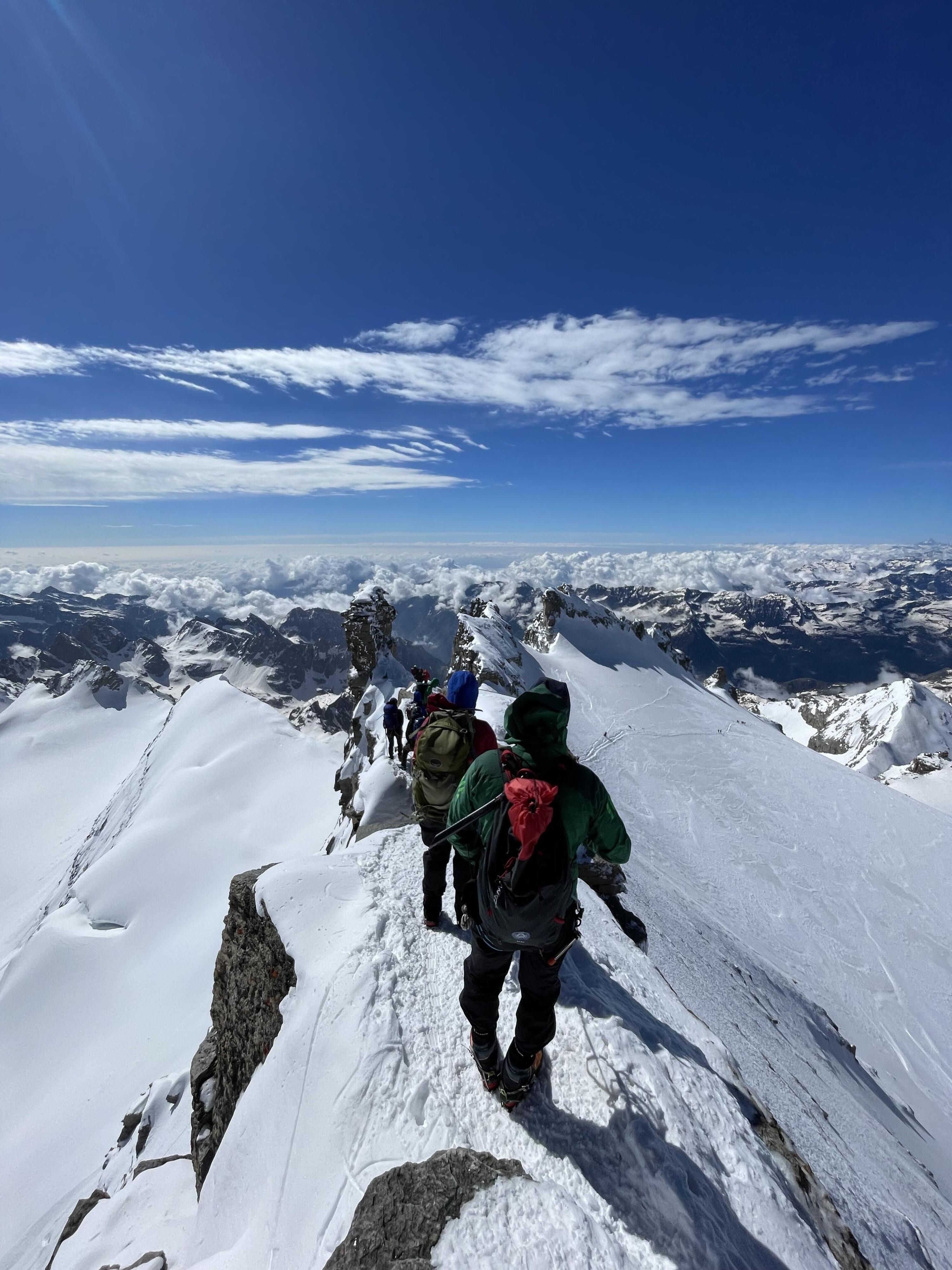 DECATHLON TRAVEL picture
