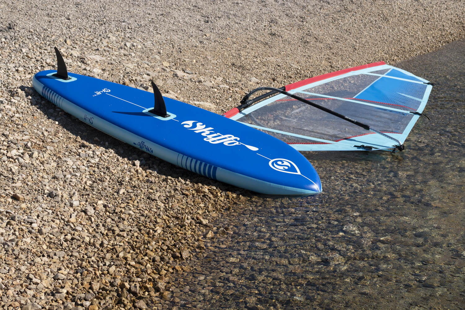 SUP WATTSUP MAKO 10'5'' WINDSUP Mit Paddel Incl. Segel - Aufblasbares