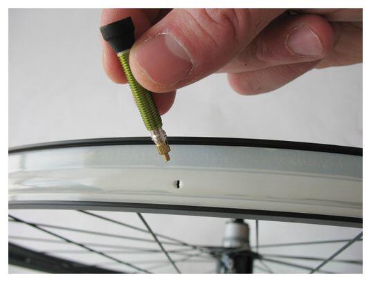 VAR Kit 2 Tubeless Valves 35mm Aluminium Green 2/4