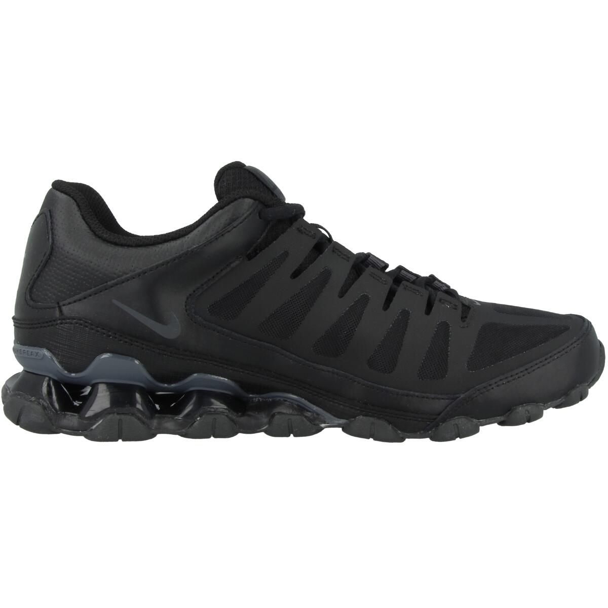 Scarpa universali uomo Nike Reax 8 TR Mesh 3/7
