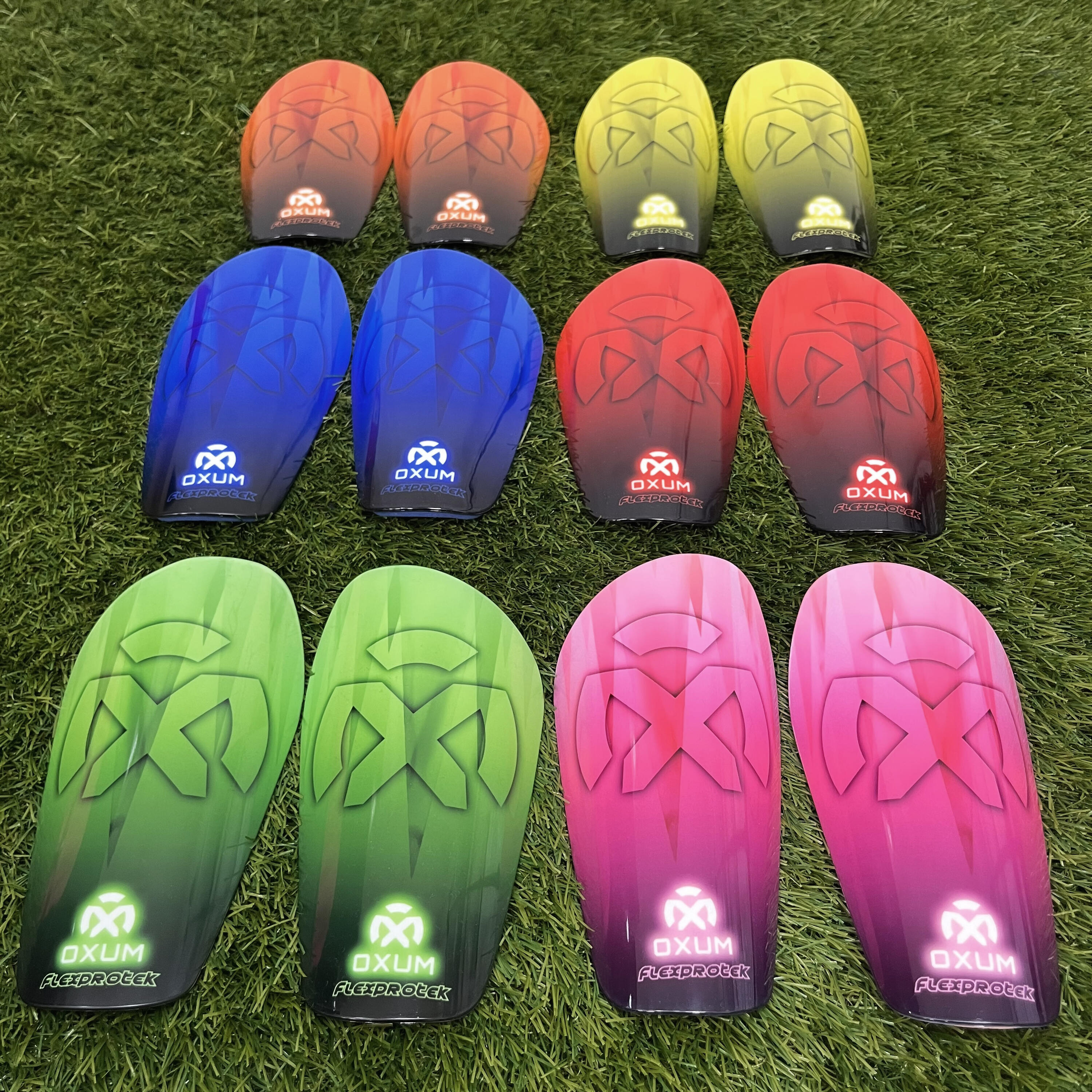 Parastinchi da calcio One Kosmos verde M 3/5