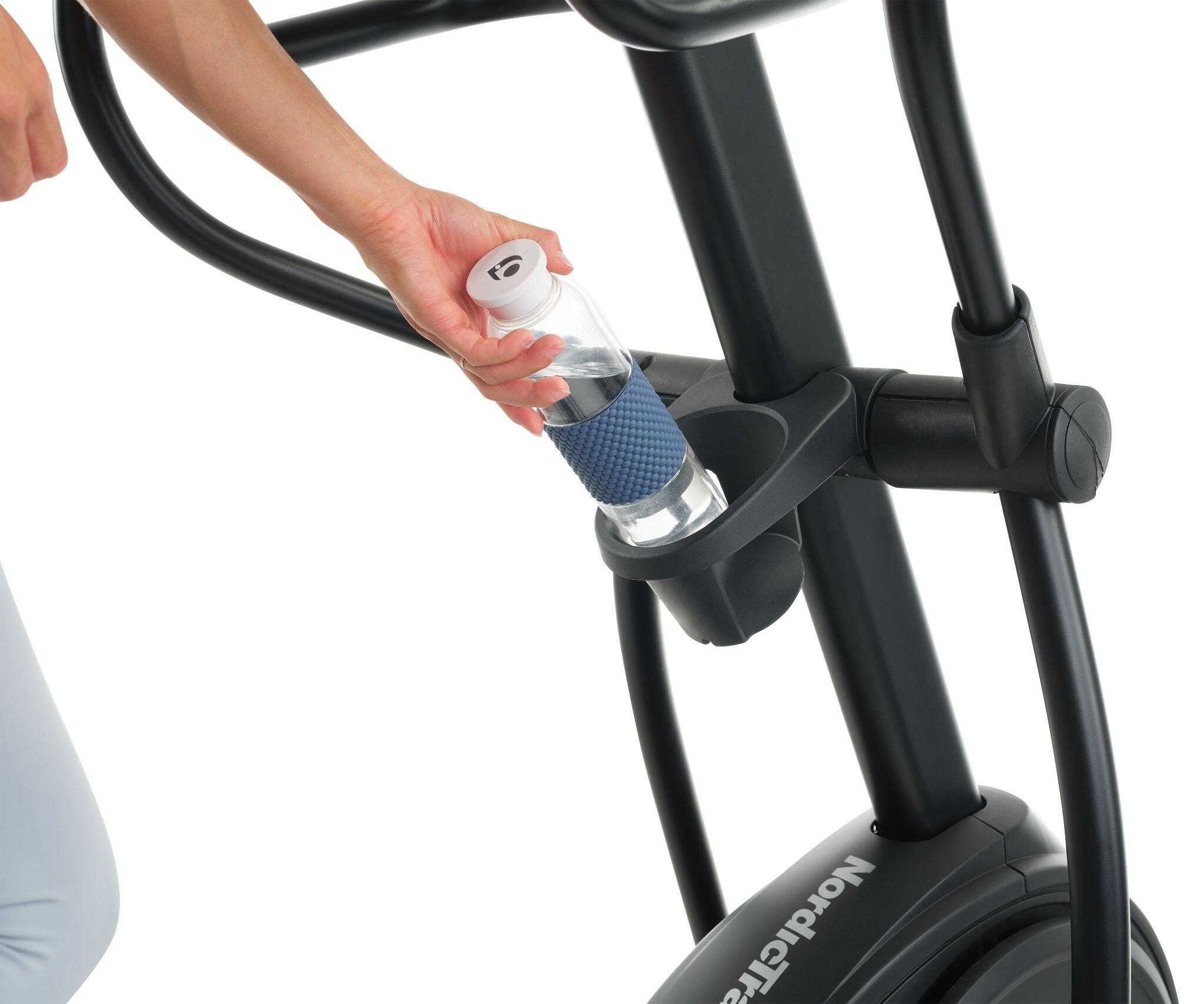 Elliptische Trainer AirGlide 14i / Gemotoriseerde helling met hellingshoek 4/6