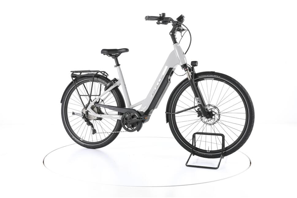 Second Life - Bulls Lacuba EVO 10 Trekking E-Bike Lage instap 2023 - Jak nowy