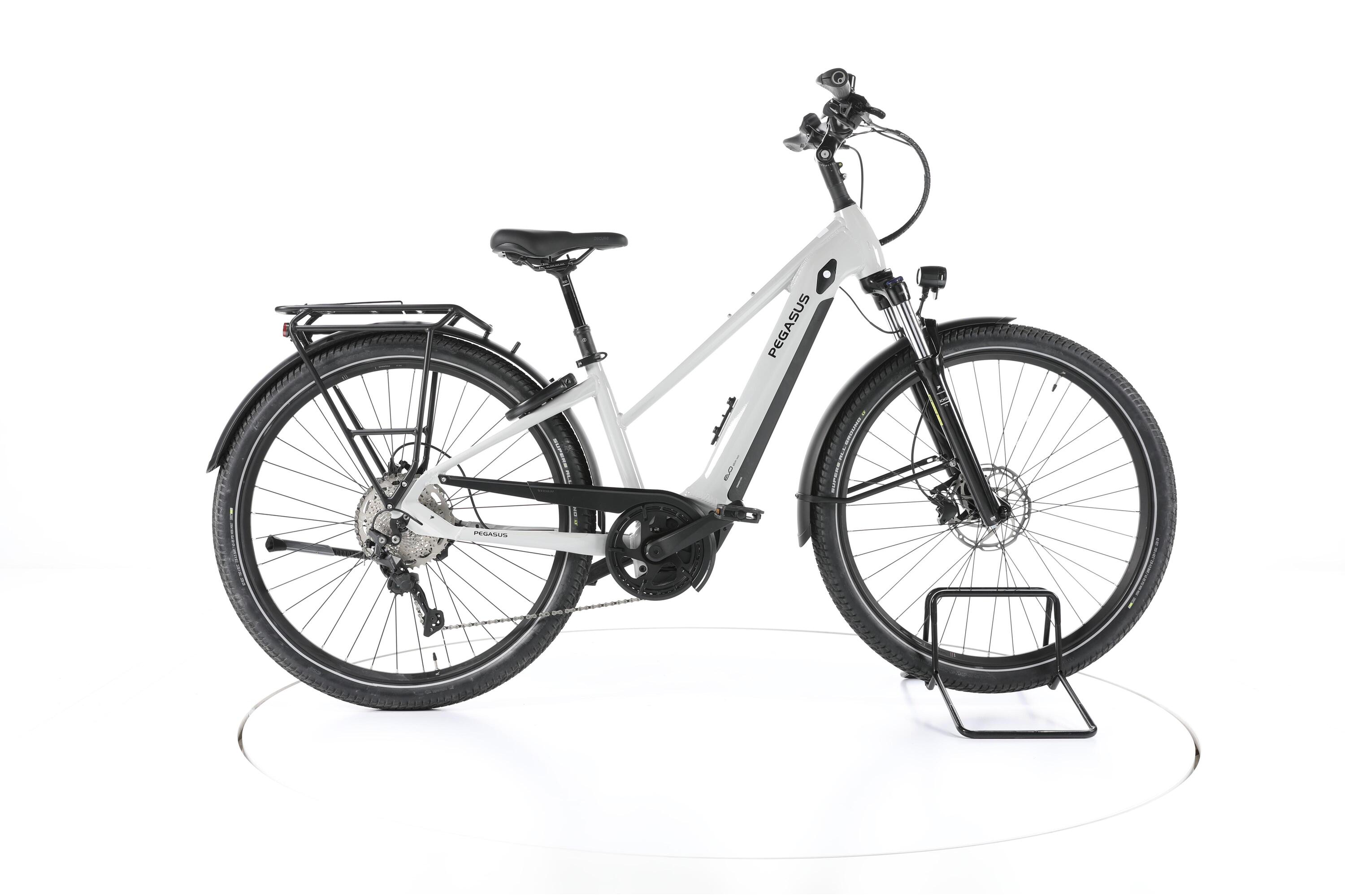 Refurbished - Pegasus Savino Evo 10 CX Trekking E-Bike 2022 - Zeer goed 1/7