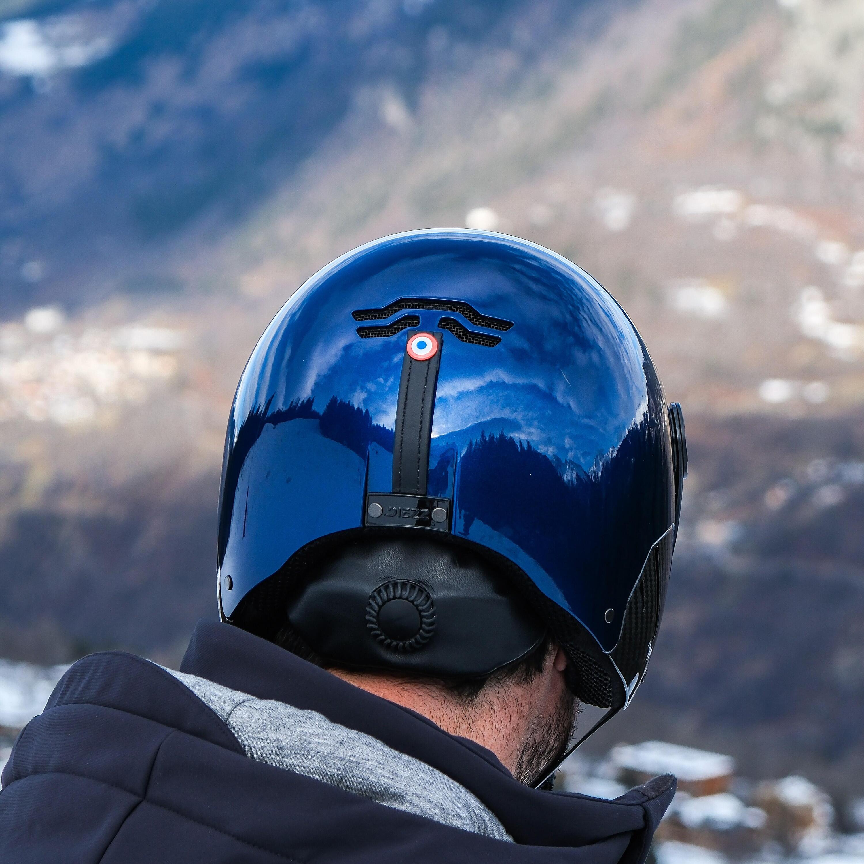CASQUE MAJOR CARBONE VISIERE INFINITE BLEU PROFOND NACRE. 4/5
