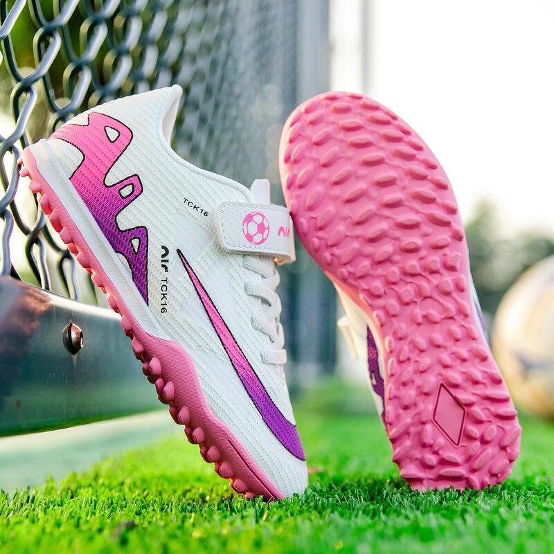 Ghete de fotbal pentru copii MBrands, 8.5 pentru teren sintetic, alb 33