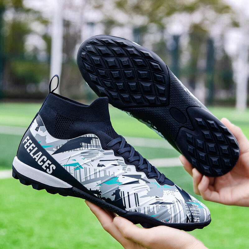 Ghete de fotbal MBrands, 8.4 cu glezna pentru teren sintetic, culoare alb 36