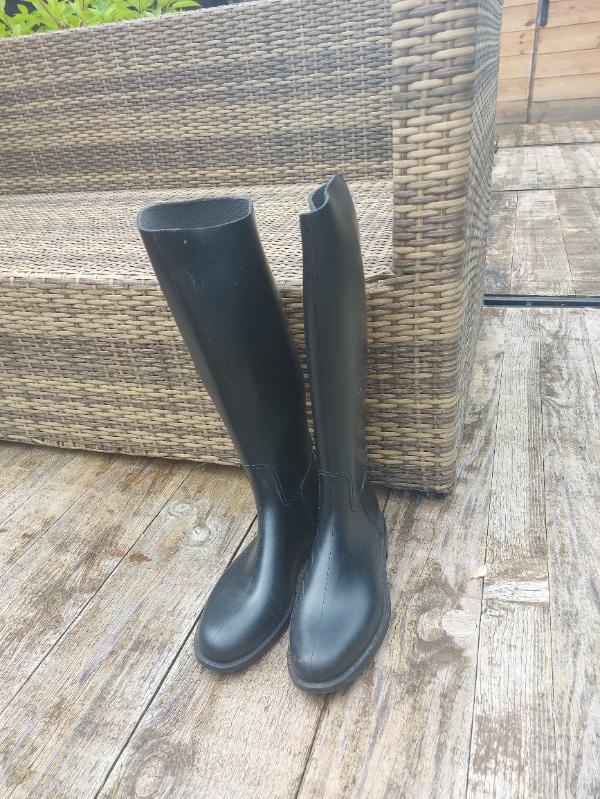 Entre Particuliers - Sac d'équitation avec bottes d'équitation pour fem 2/2