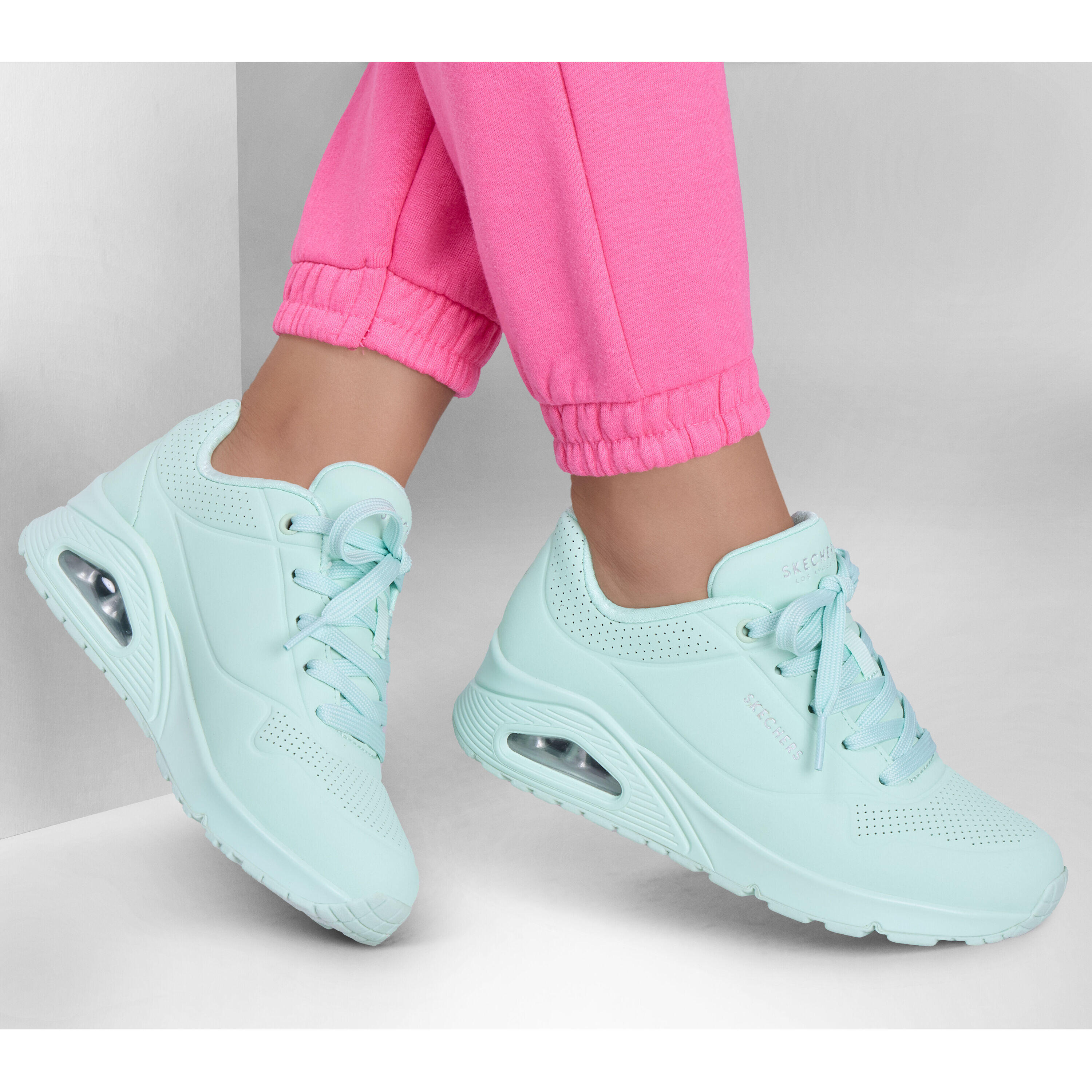 Trenerzy damscy Skechers Uno-Stand On Air 3/6